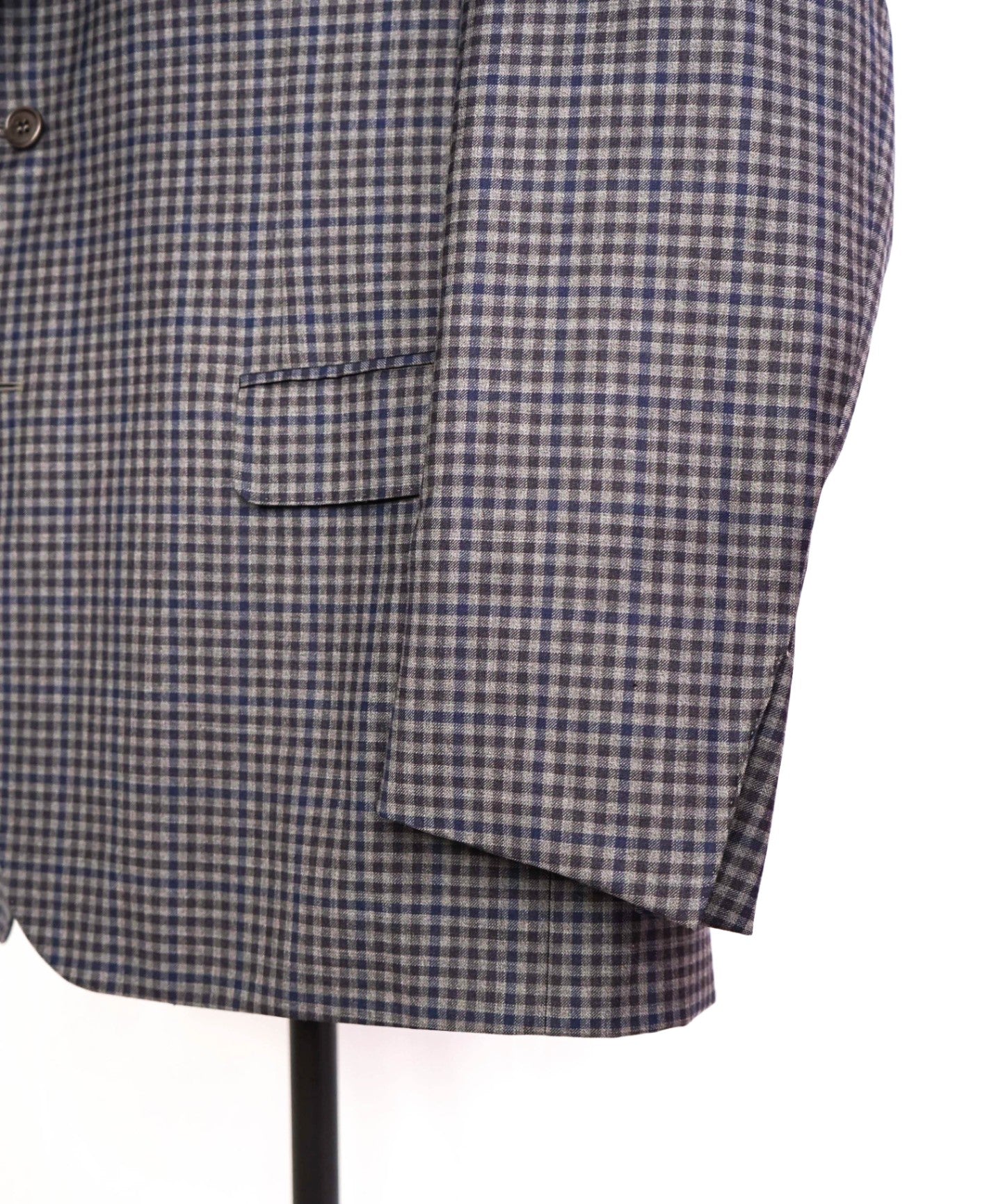 $1,895 Canali - Gray/Navy Gingham Wool Blazer - 48R