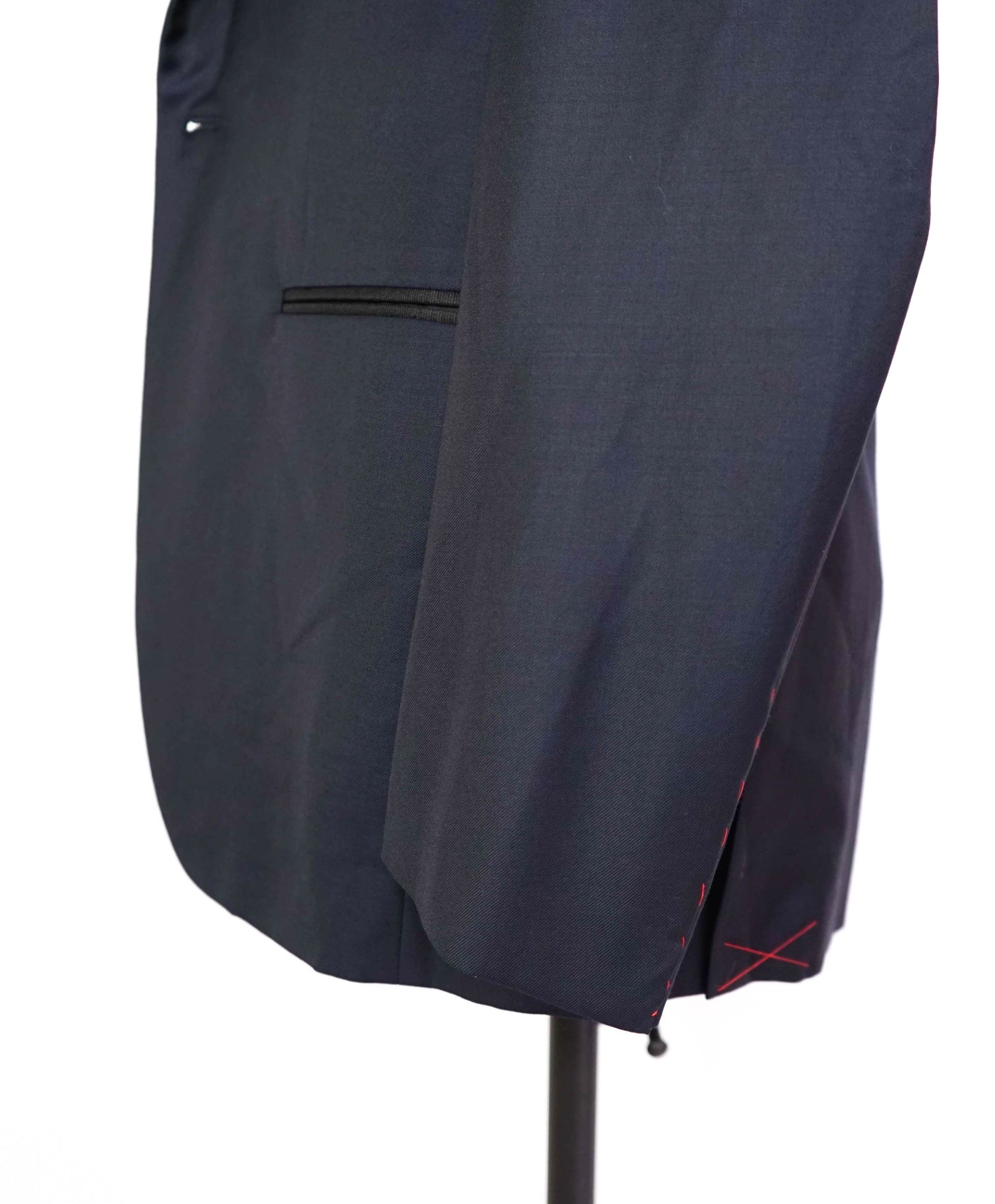 $3,595 ISAIA - "AQUASPIDER" PEAK LAPEL 1-Pc Navy Tuxedo Jacket - 40R