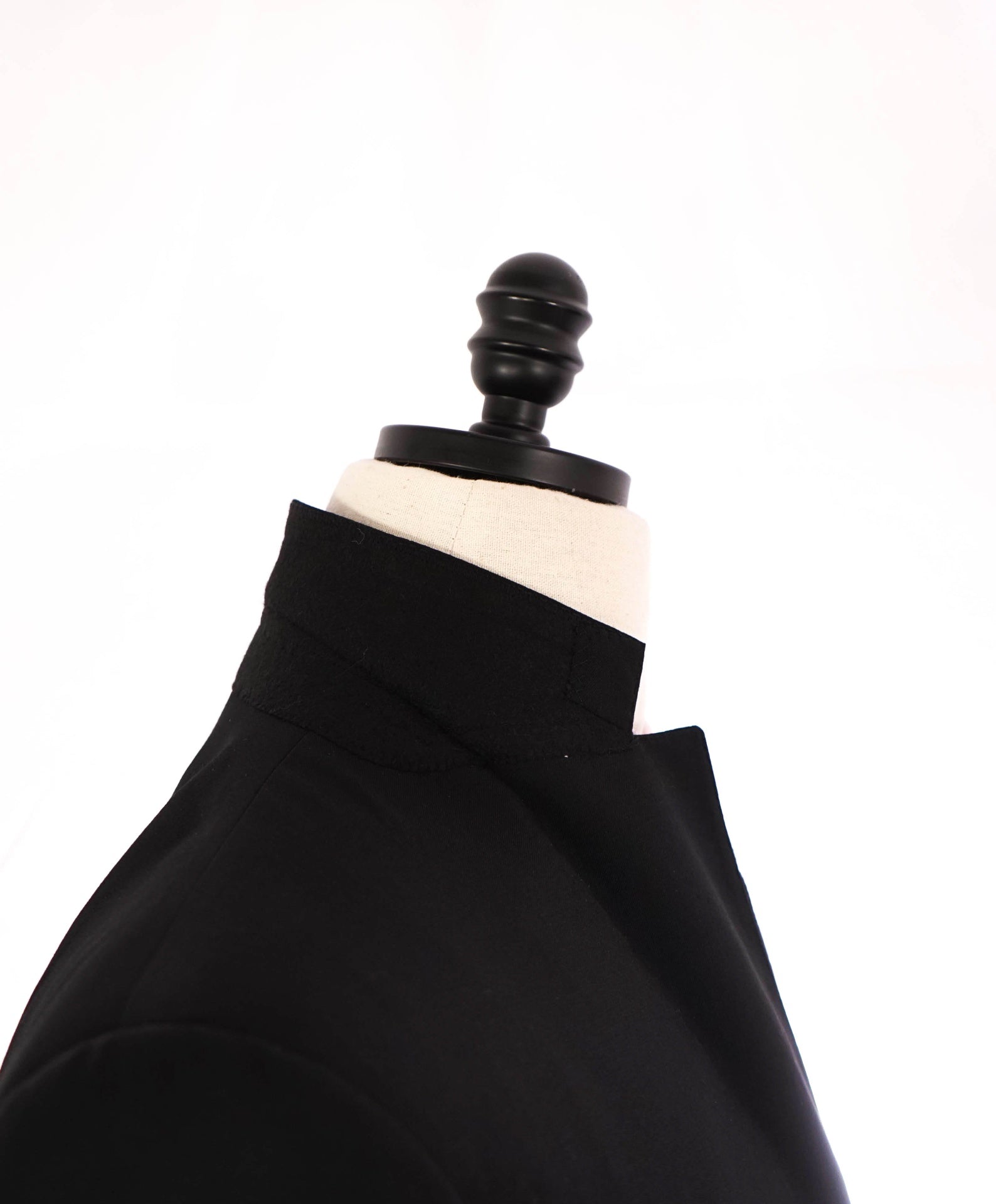 $2,695 RALPH LAUREN PURPLE LABEL - *DOUG* Black Blazer - - 40R