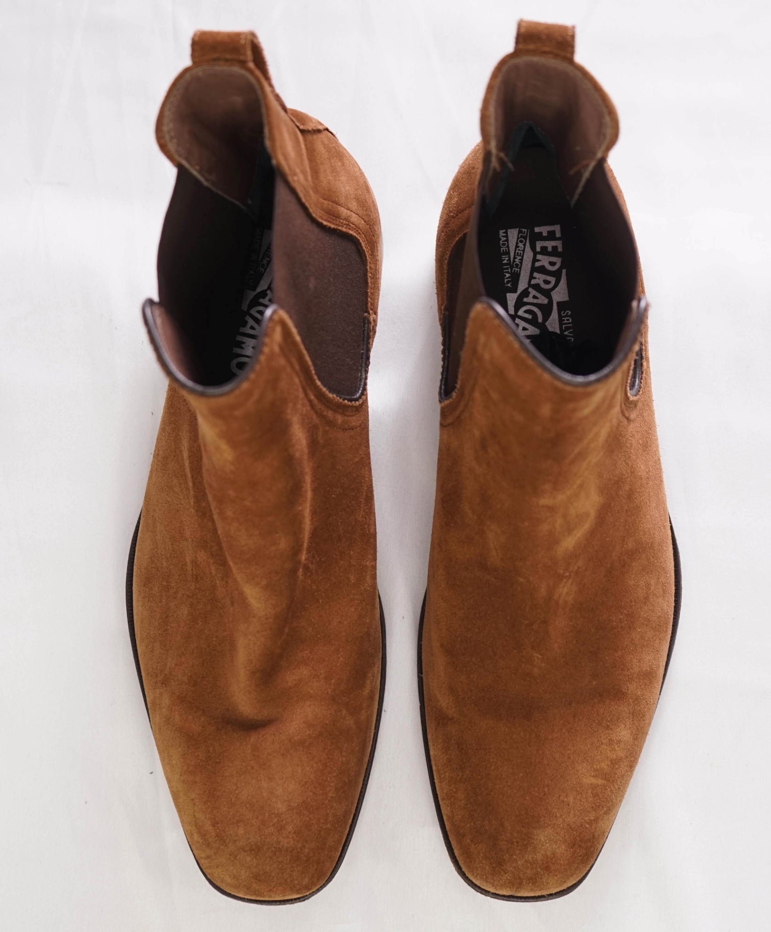 $1,190 SALVATORE FERRAGAMO - Brown Chelsea Boots Suede - 9 EE
