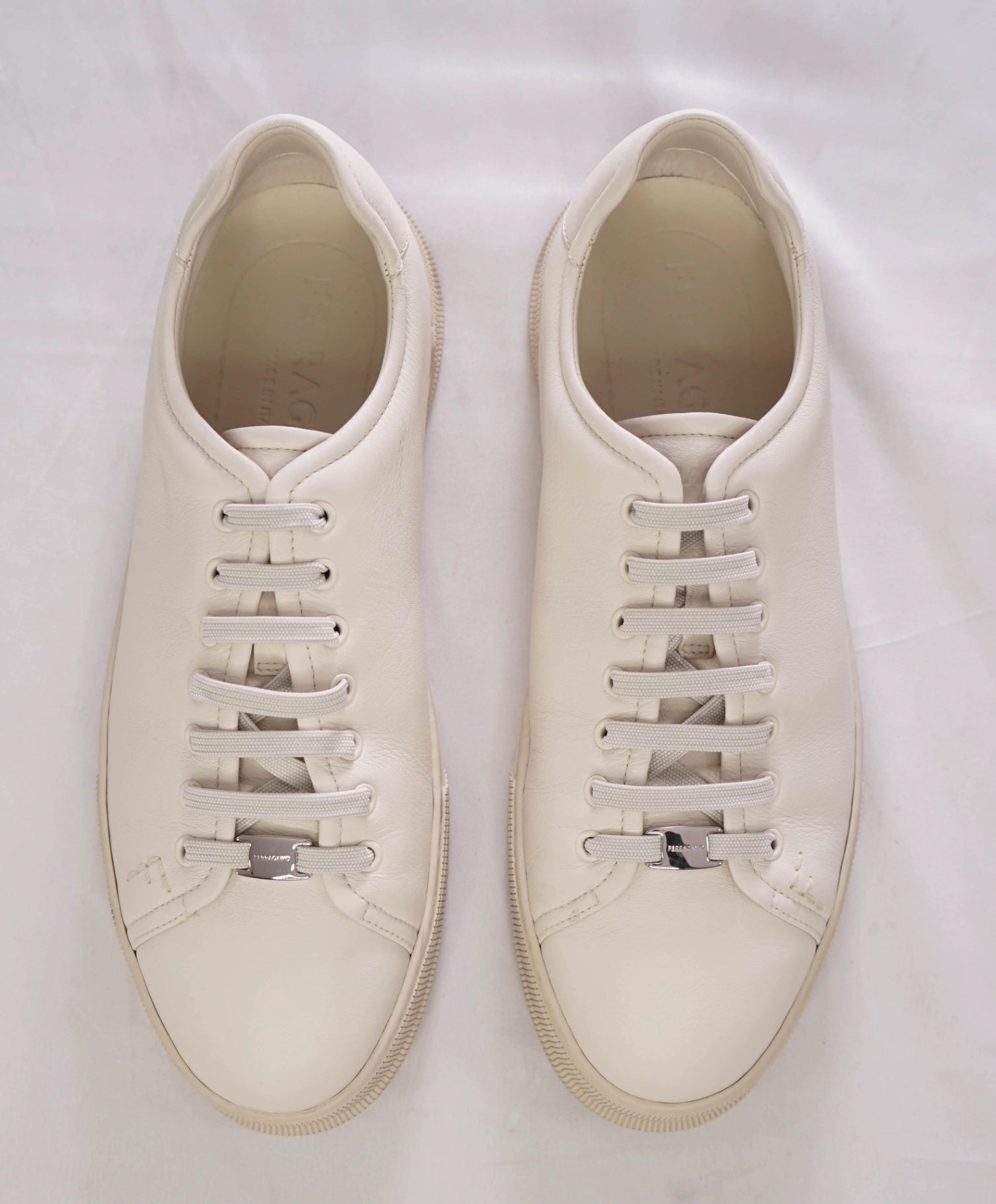 $750 FERRAGAMO - White Ivory Logo Sneakers Leather - 11 M