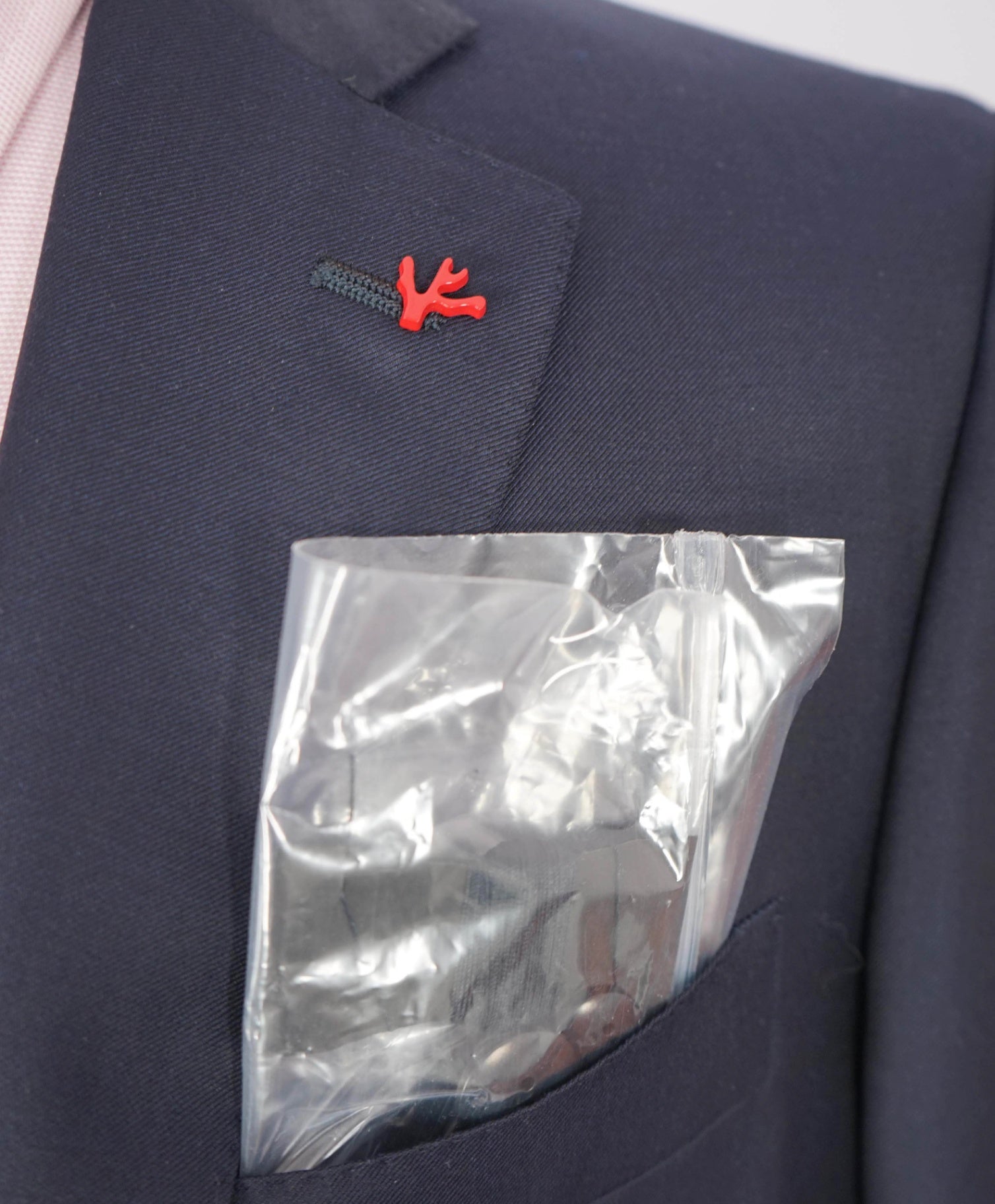 $3,995 ISAIA - Solid Navy Blue *CLOSET STAPLE* Coral Pin Suit - 40R