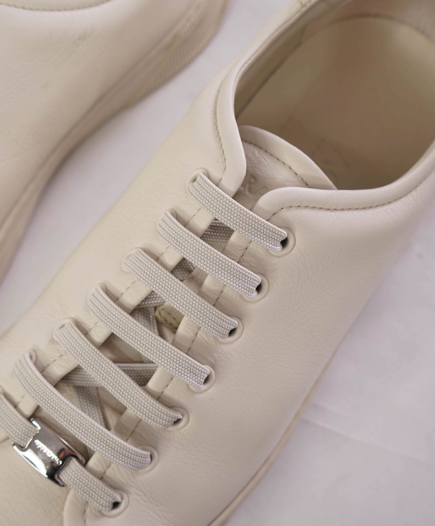 $750 FERRAGAMO - White Ivory Logo Sneakers Leather - 11 M