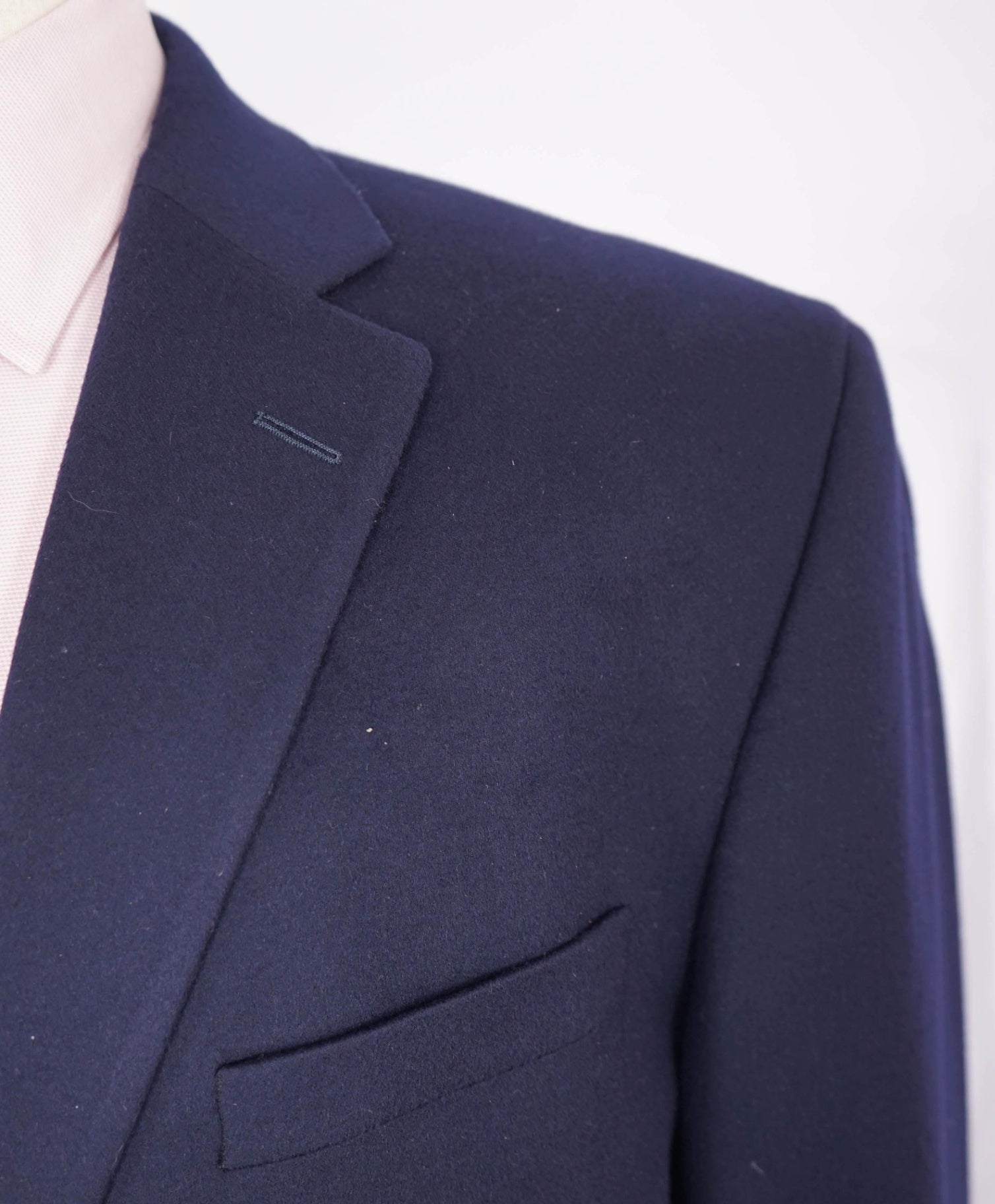 $1,298 SAKS 5TH AVE / LORO PIANA- 100% Cashmere Navy Blazer- 46R