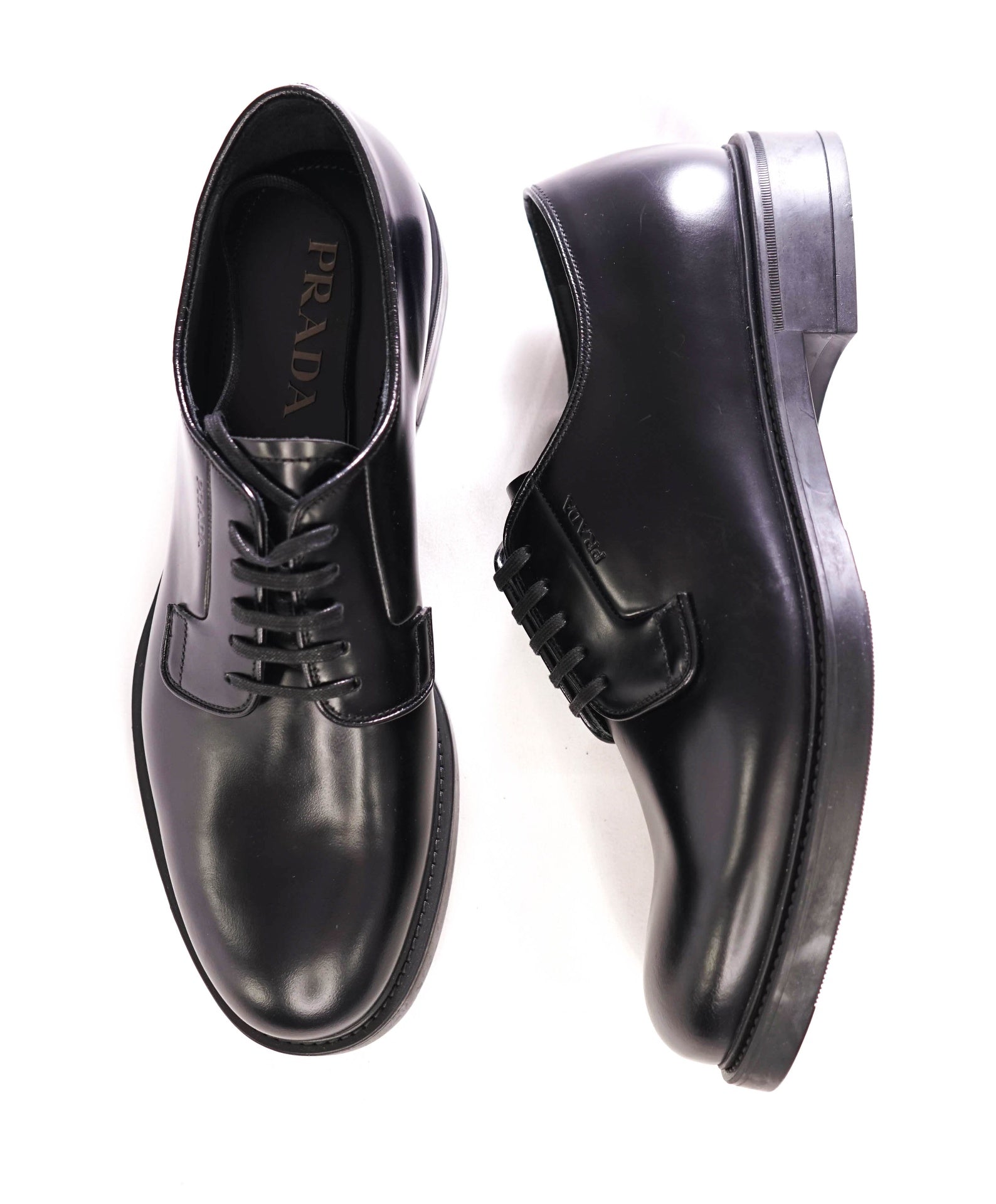 $1,150 PRADA - Black Brushed Leather Derby Lace-Ups - US 9 (UK8)