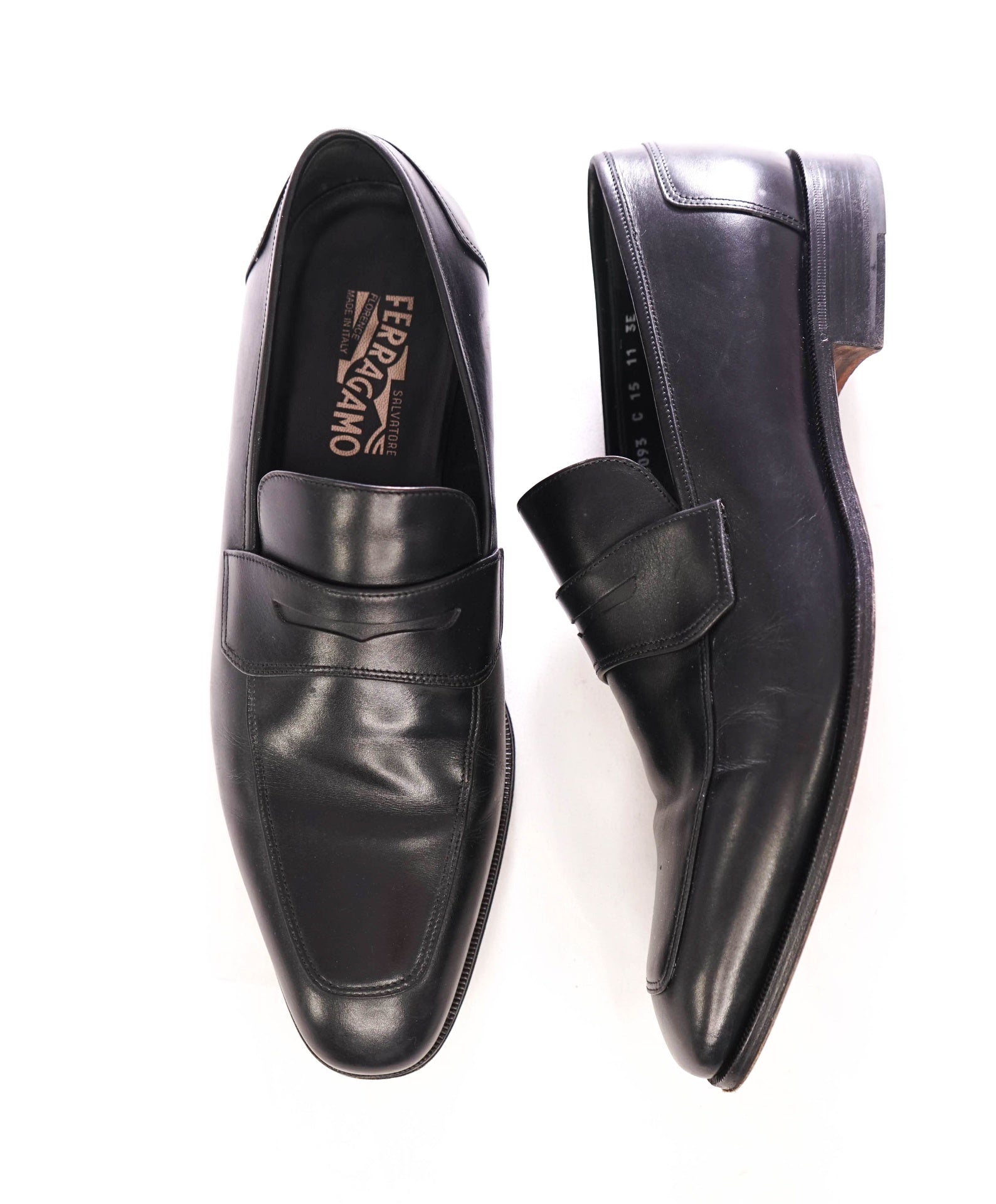 $850 SALVATORE FERRAGAMO - "Lionel" Black Penny Loafers - 11 3E