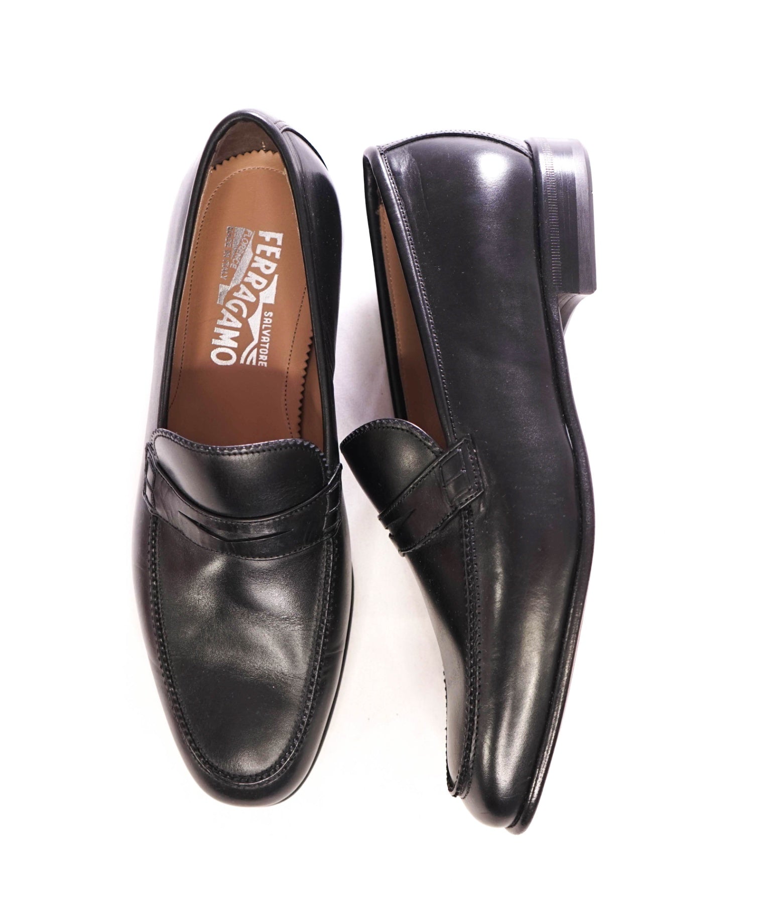 $850 SALVATORE FERRAGAMO - Black "LORD" Leather Loafers - 8 3E