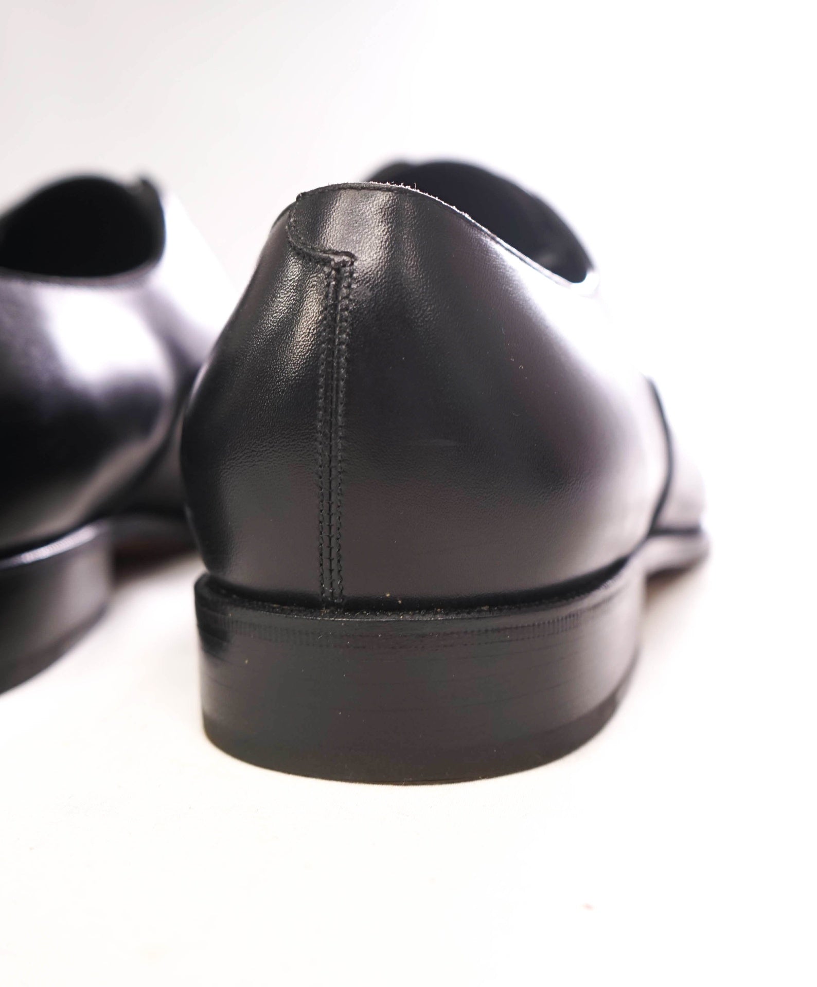 $895 SALVATORE FERRAGAMO - Black Oxfords Leather - 11.5 EE