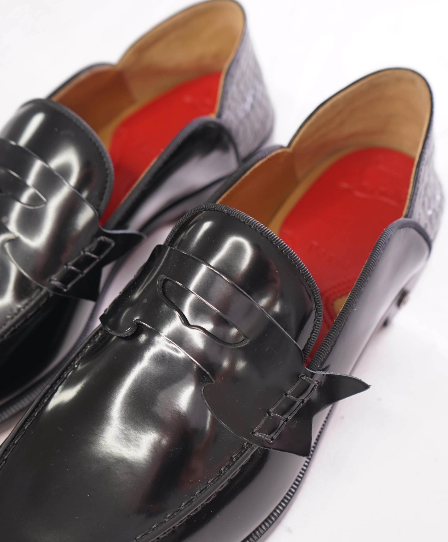 $1,595 CHRISTIAN LOUBOUTIN - Black Penny Loafers - US 7 (40EU)