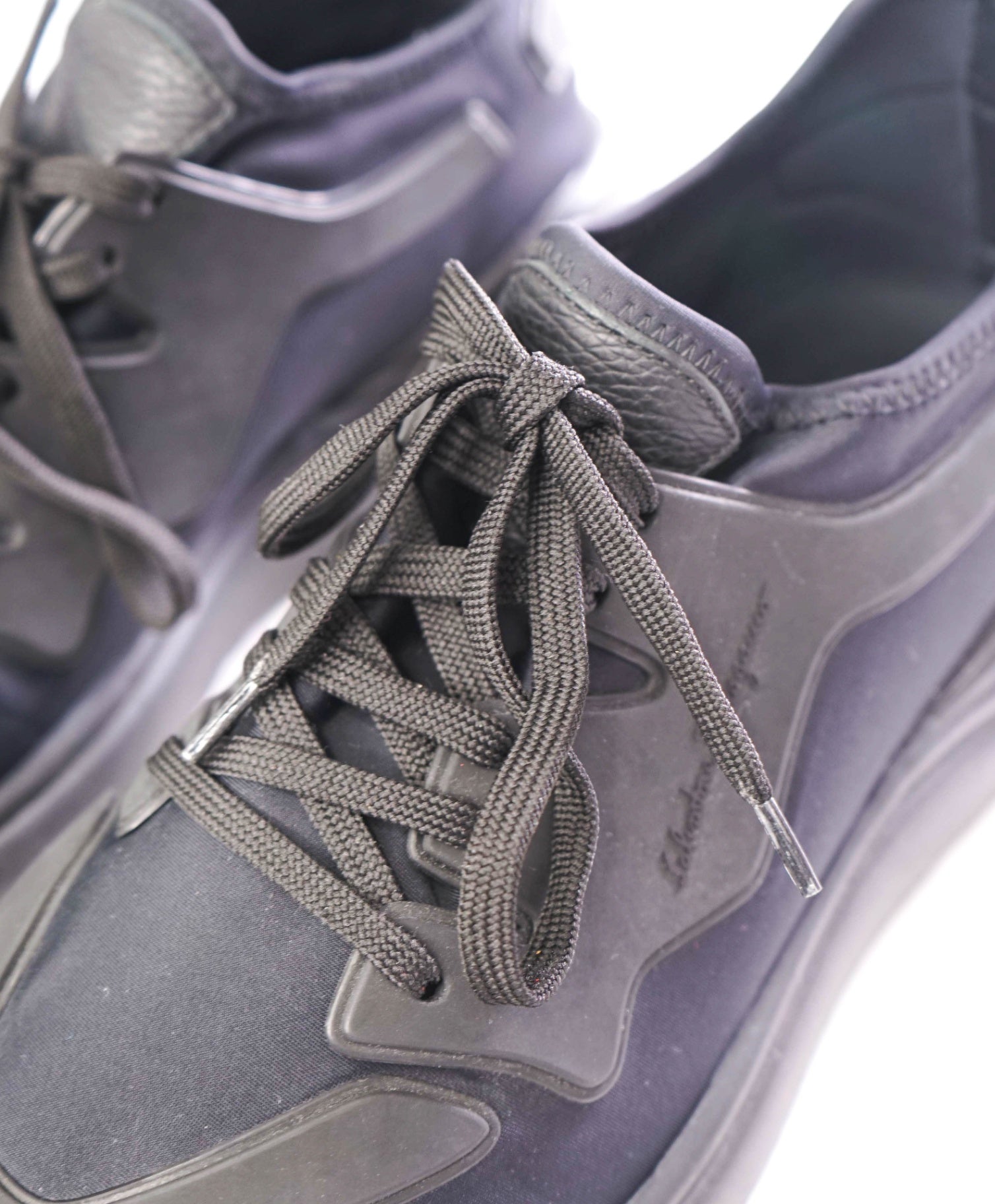$750 SALVATORE FERRAGAMO - Black Runner Sneakers - 10.5 M