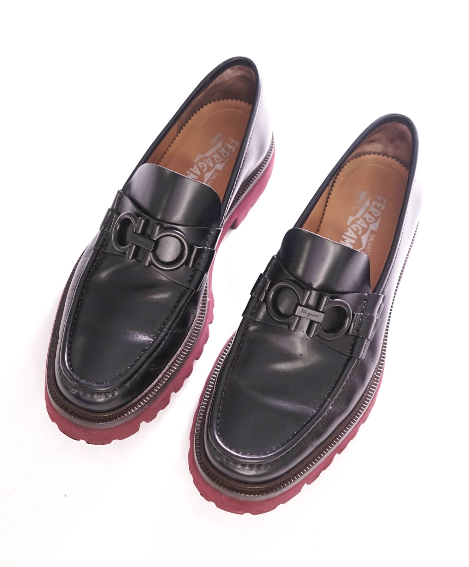 $930 FERRAGAMO - BLEEKER Black Lug Sole Loafers - 9.5 D