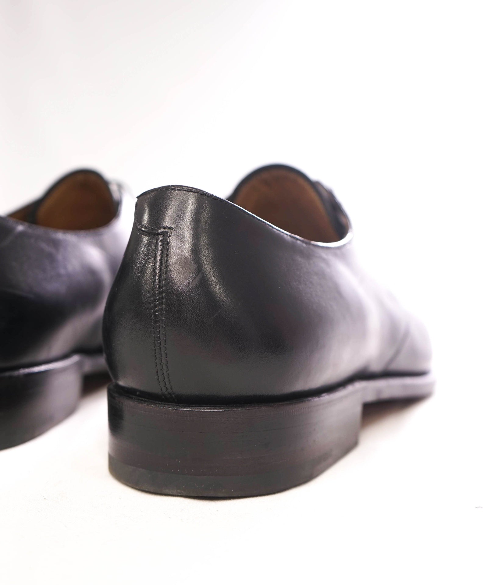 $1,295 FERRAGAMO - "TRAMEZZA NESIO" Black 2-Eylet Oxfords -10.5 D
