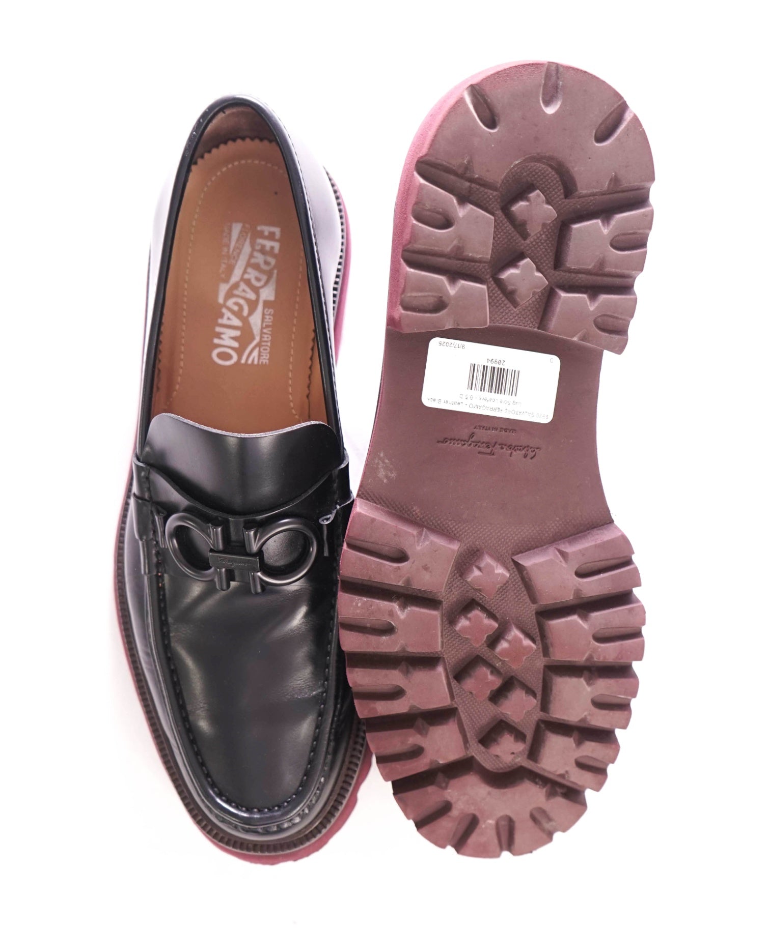 $930 FERRAGAMO - BLEEKER Black Lug Sole Loafers - 9.5 D
