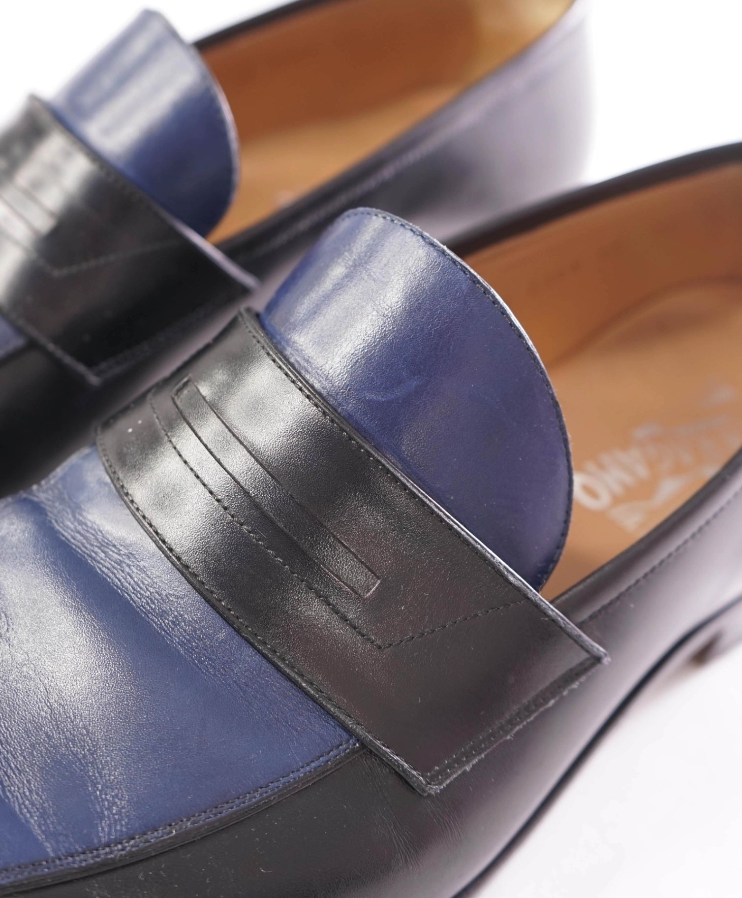 $1,295 FERRAGAMO - "TRAMEZZA" Navy & Blue Penny Loafers - 13 EEE