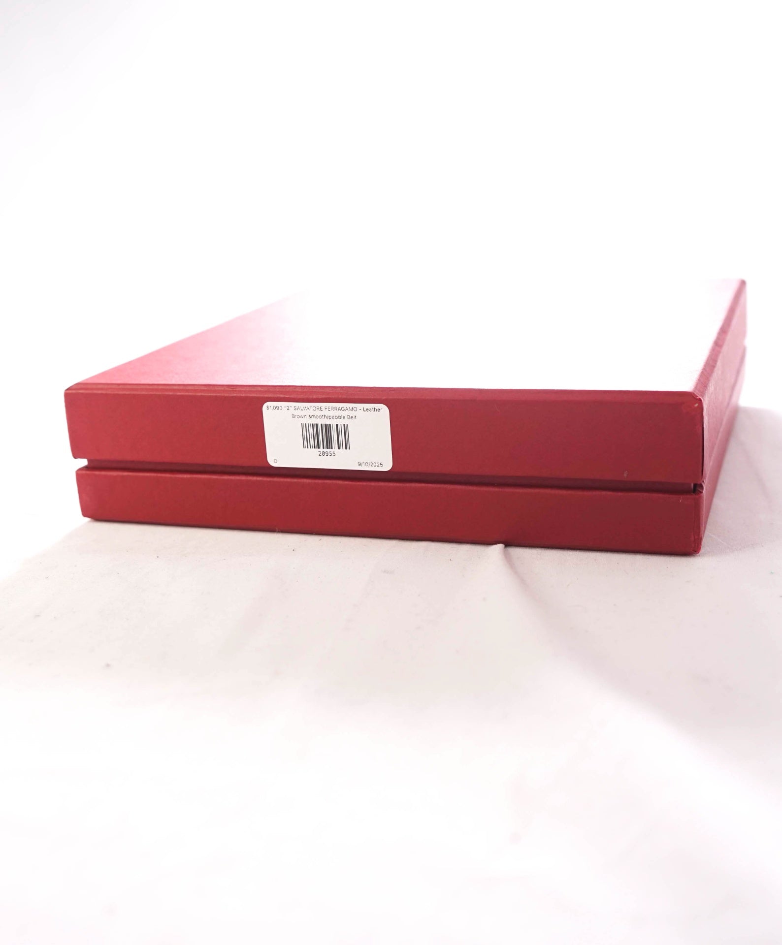 $1,090 "2" FERRAGAMO - Leather KIT Smooth/Pebble Belt - 33W