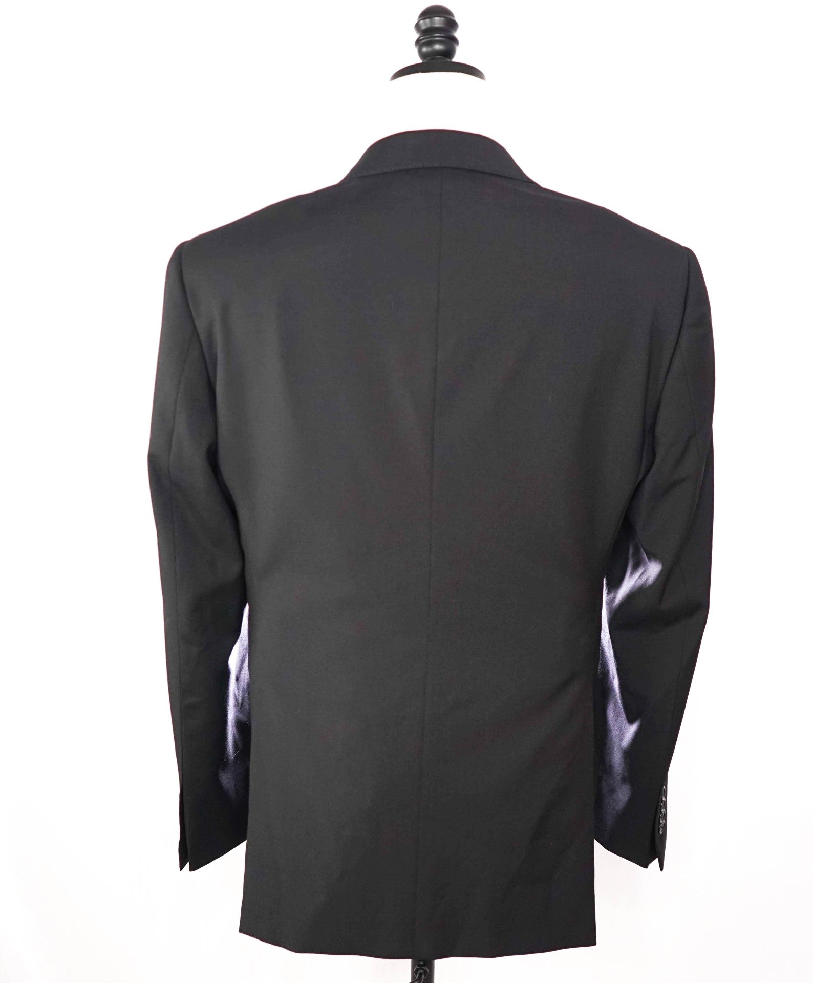$1,995 EMPORIO ARMANI - Wool Solid Black "G LINE" Suit - 40R