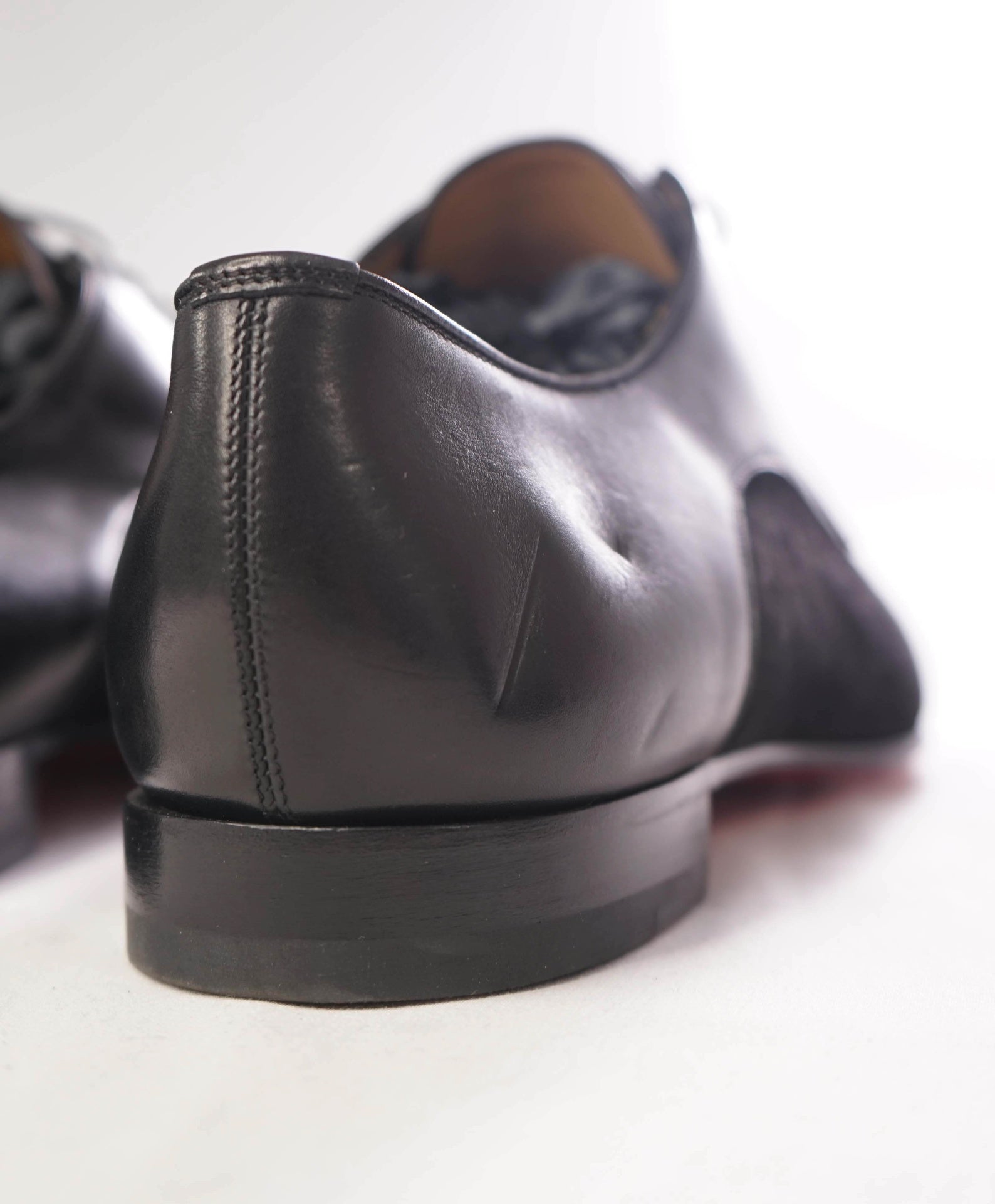 $1,050 CHRISTIAN LOUBOUTIN - Greggo Black - US 10 (43EU)