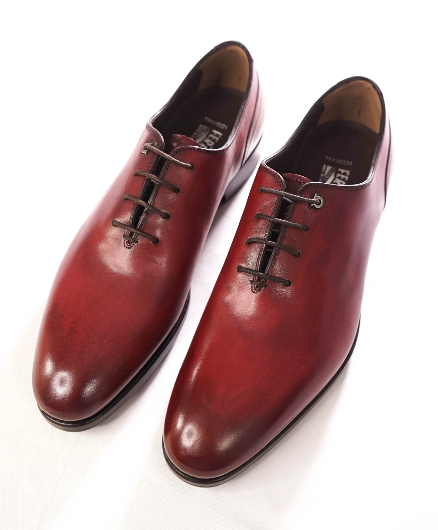 $1,395 FERRAGAMO - TRAMEZZA Burgundy "BARCLAY" Oxfords - 7.5 D