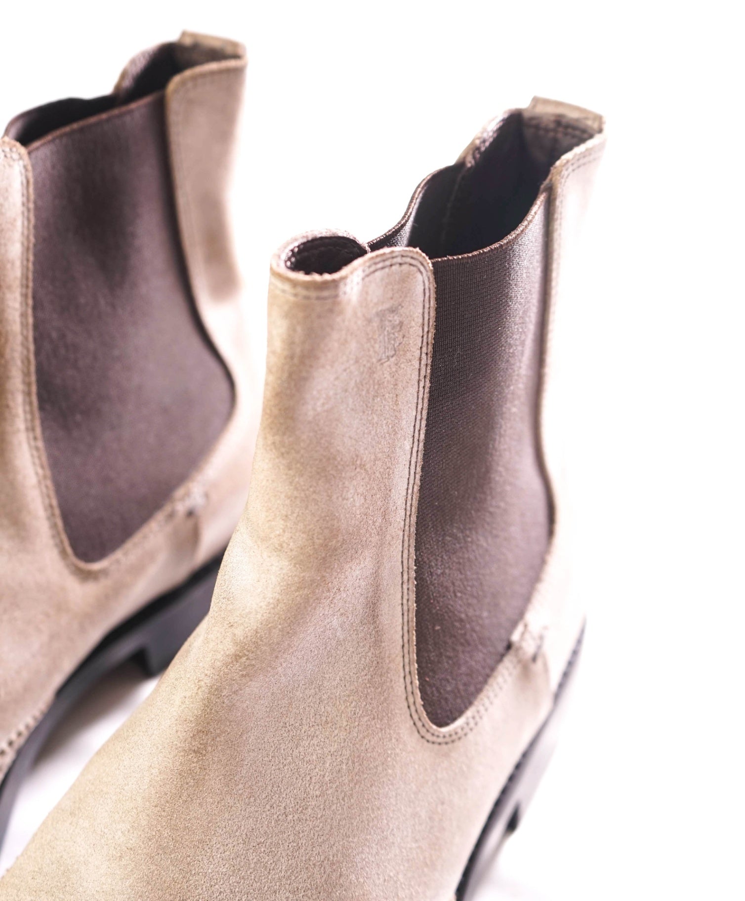 $1,045 TOD'S - Suede Neutral Stone Wingtip Chelsea Boots - US 9.5 (UK8.5)