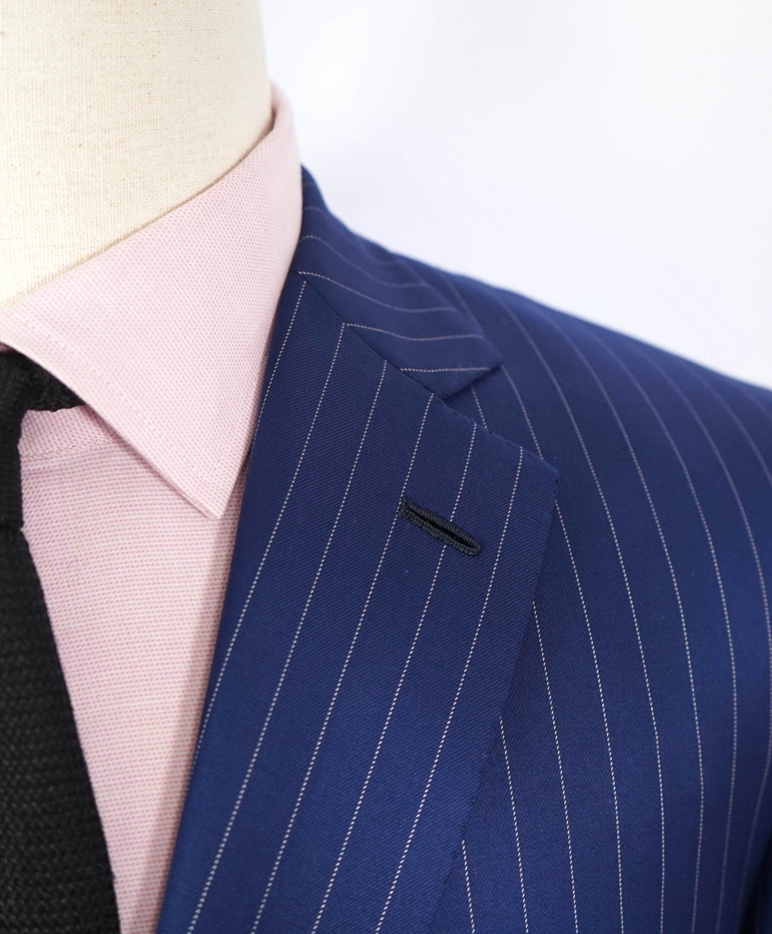 $6,000 BRIONI - Navy Blue "Super pPinstripe "Super 160's" Wool - 42R