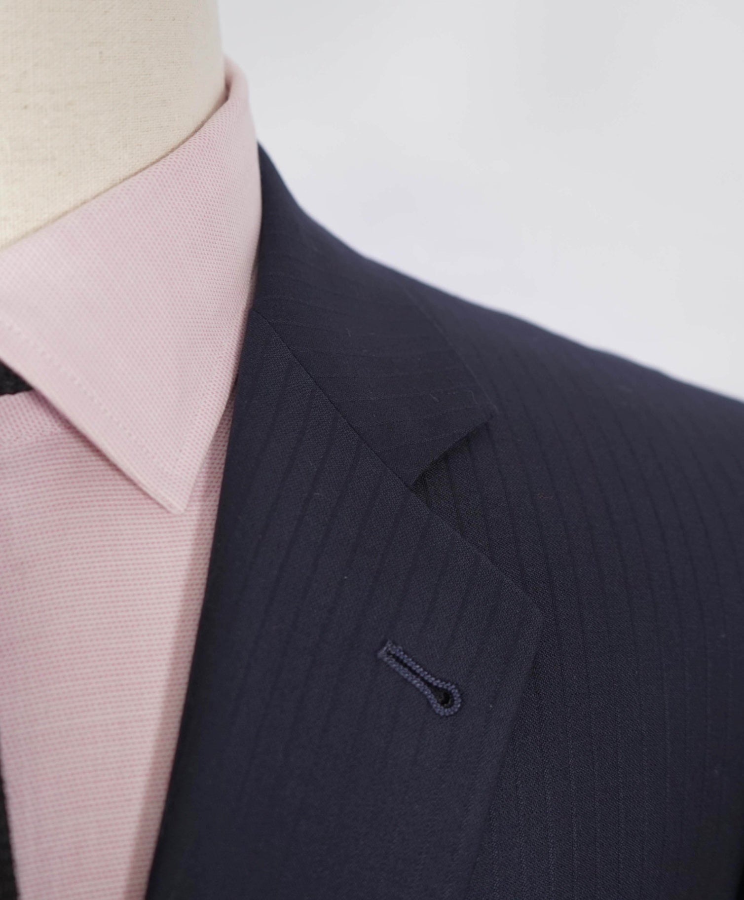 $3,995 GIORGIO ARMANI - "Super 160's" Wool Navy Blue Stripe - 42R