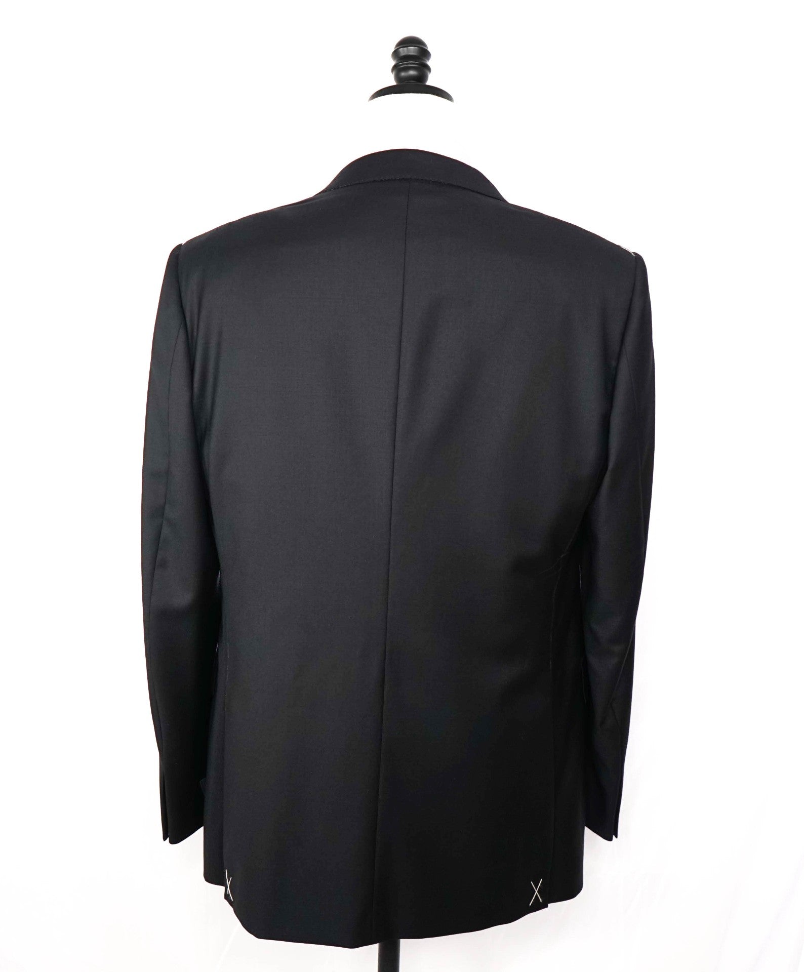 $4,590 ERMENEGILDO ZEGNA - Solid Black "TROFEO" Wool Suit - 42L
