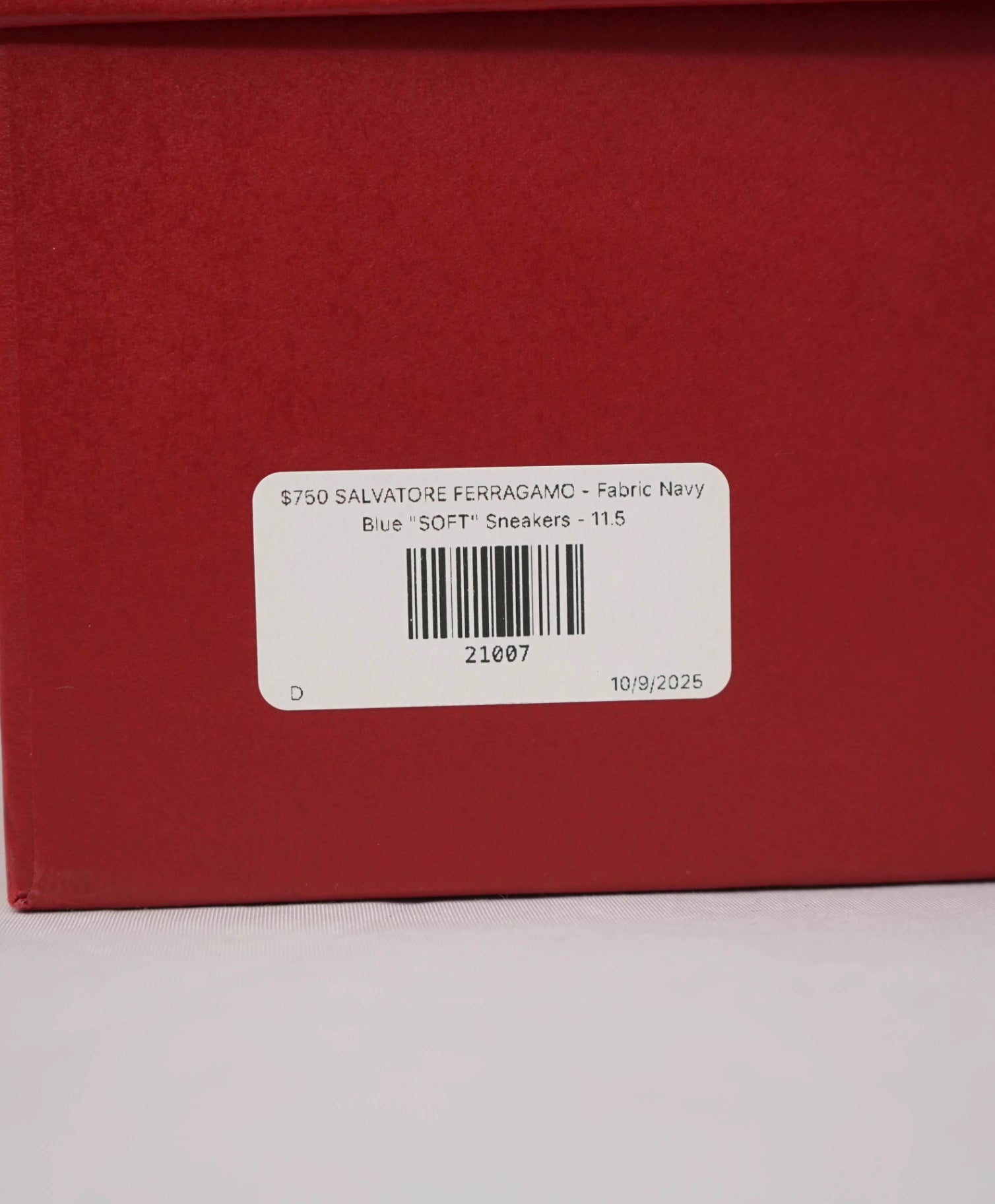 $750 FERRAGAMO - Fabric Navy Blue "SOFT" Knit Sneakers - 11.5
