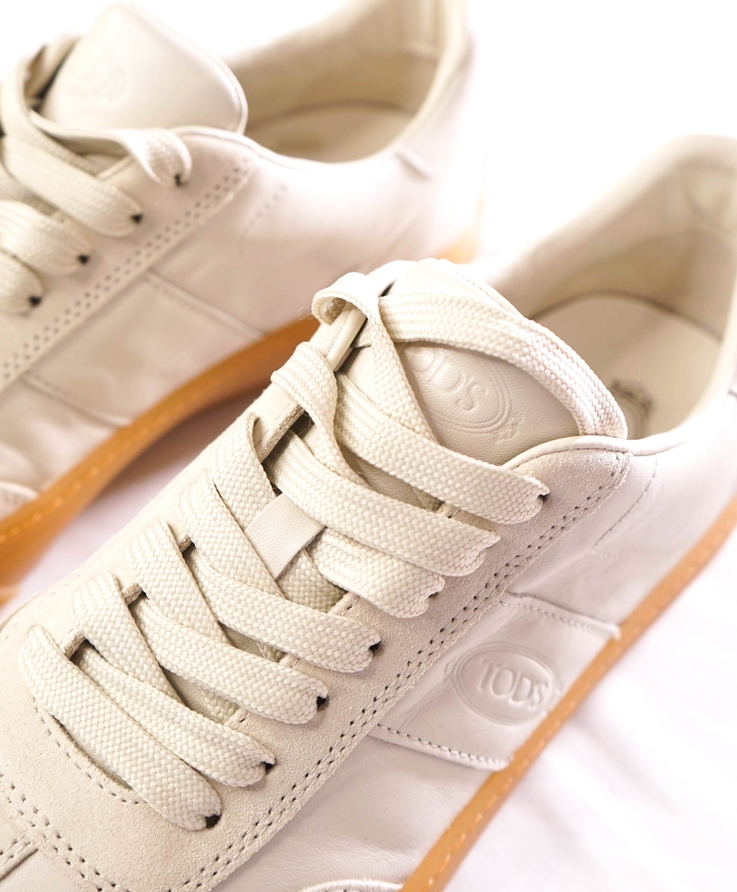 $700 TOD'S - Leather/Suede Ivory White Sneakers - US 9.5 (UK8.5)