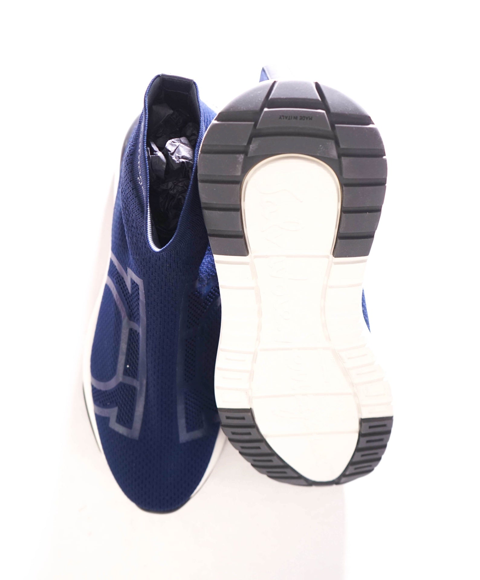 $750 FERRAGAMO - Fabric Navy Blue "SOFT" Knit Sneakers - 11.5