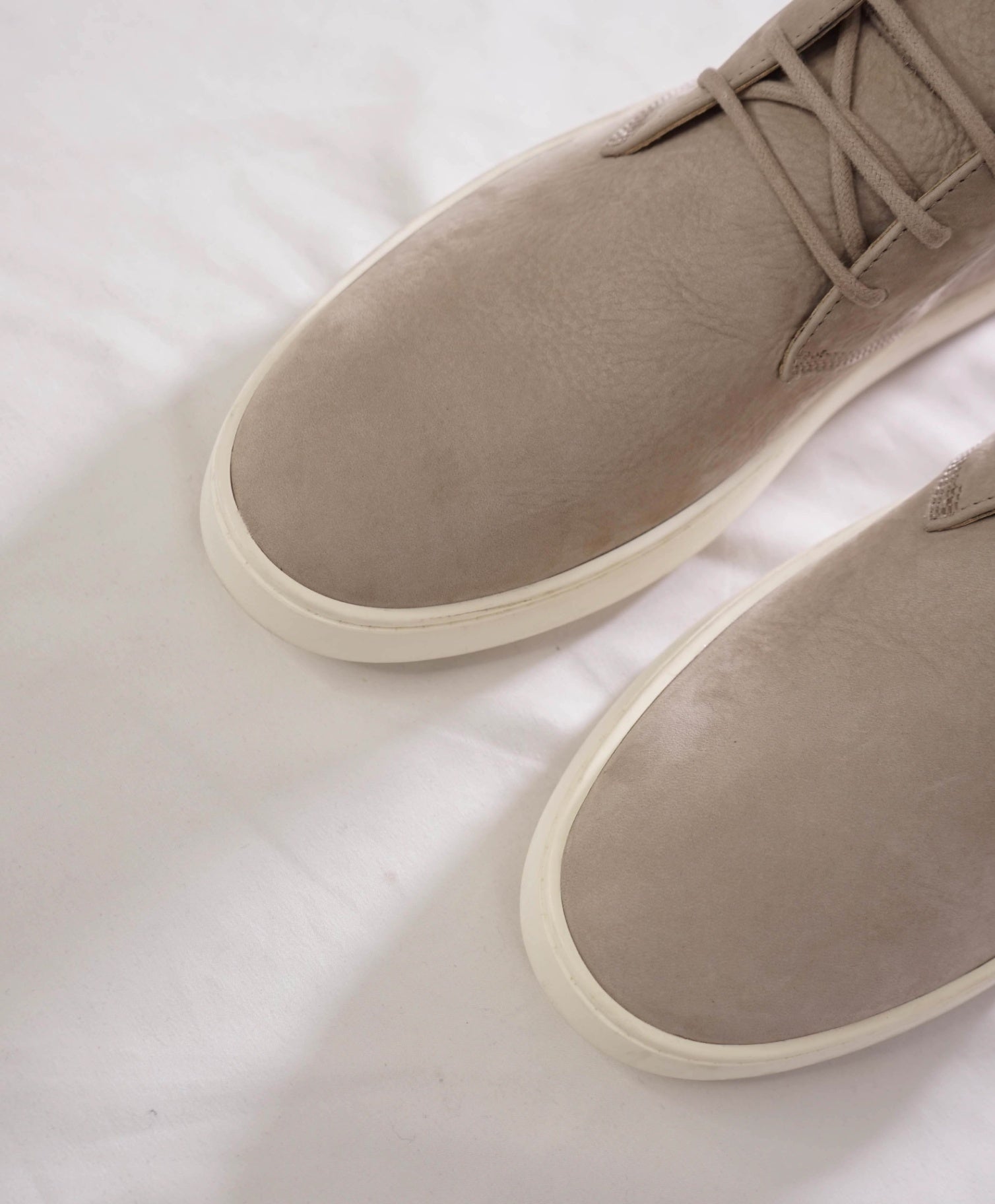 $750 TOD'S - Suede Gray Chukka boots - US 8 (7UK)