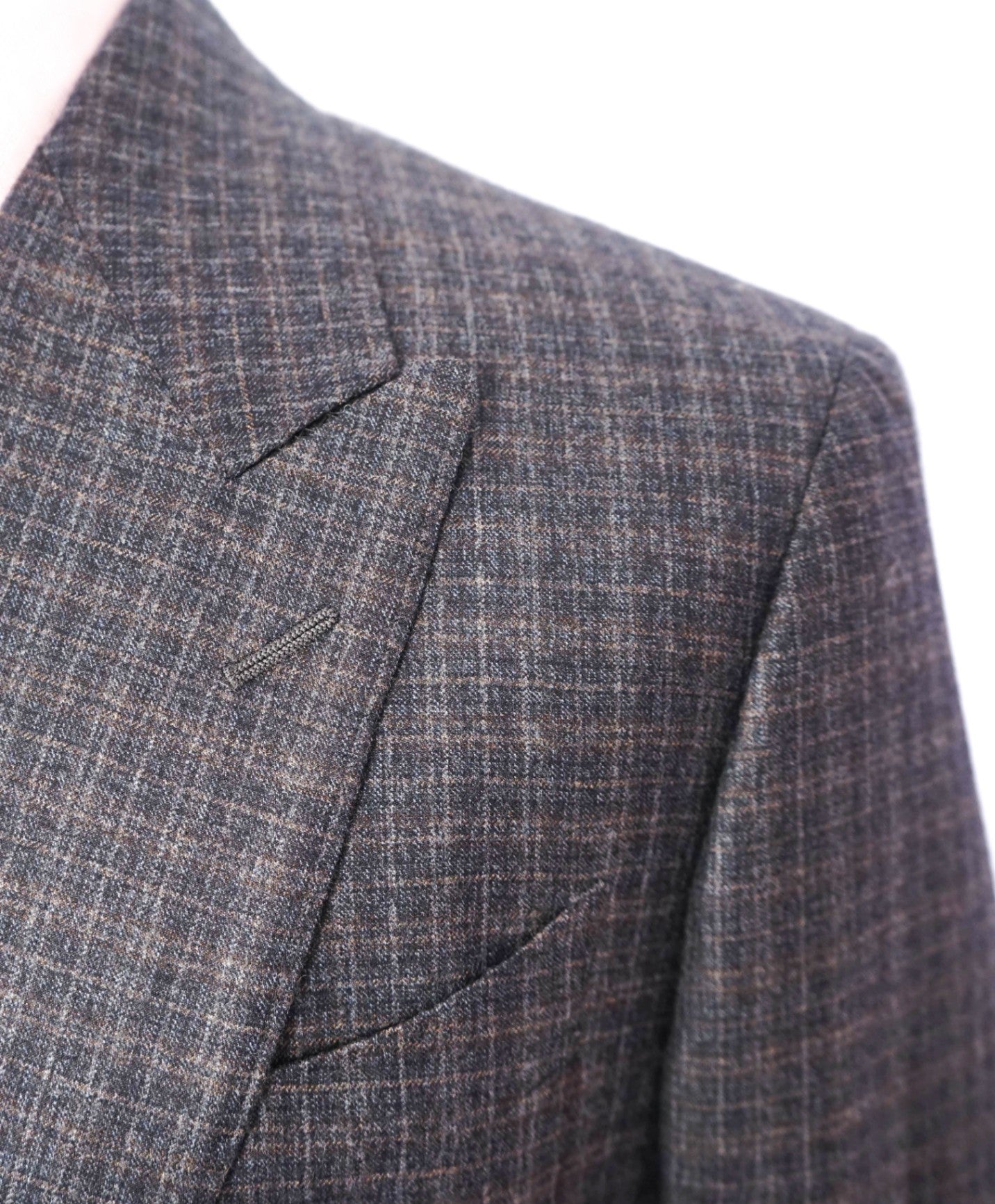 $4,995 GIORGIO ARMANI - "Napoli" Micro Check Double Breasted Suit - 42R