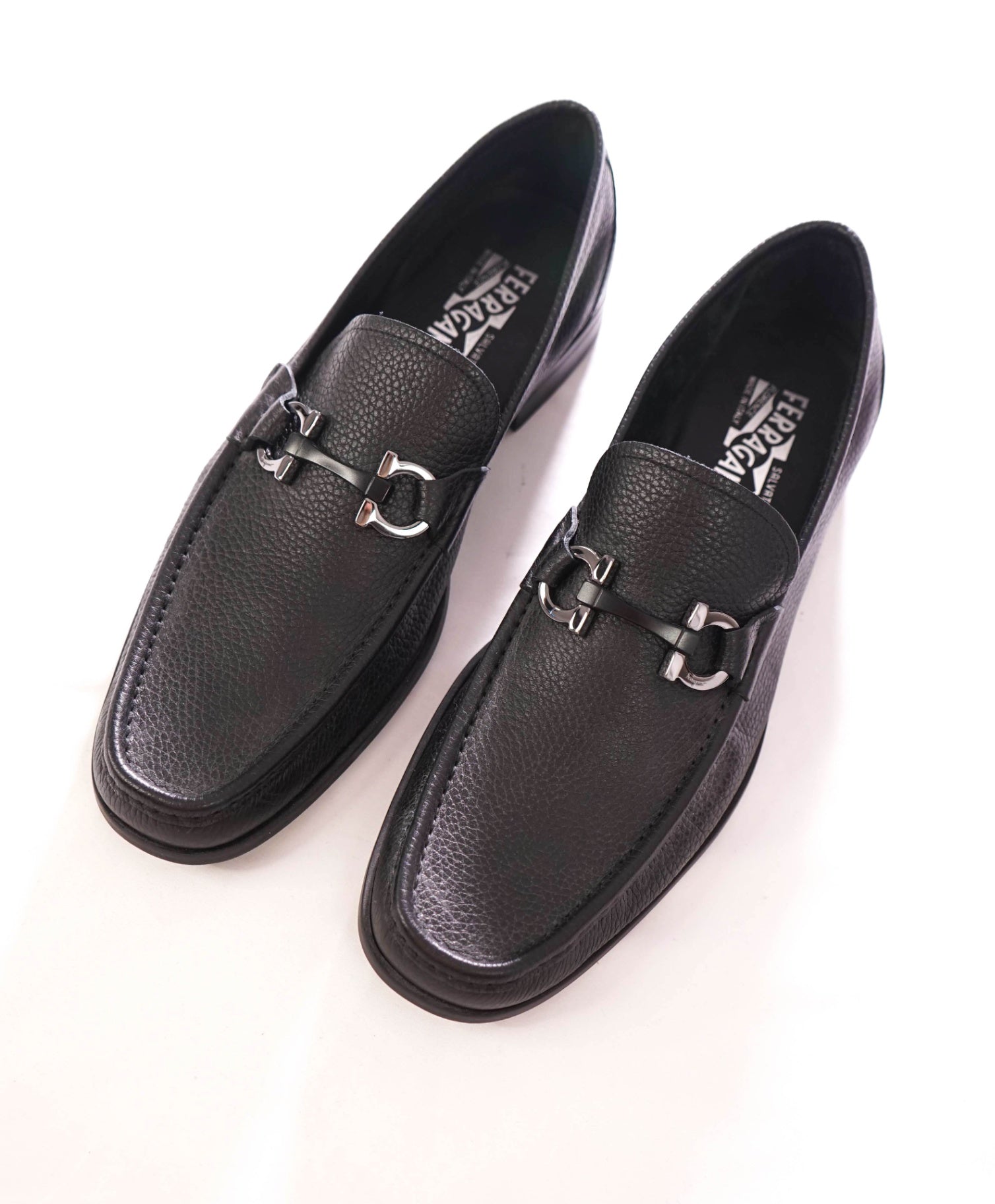 $850 SALVATORE FERRAGAMO - Leather Black Pebbled Loafers - 11 D