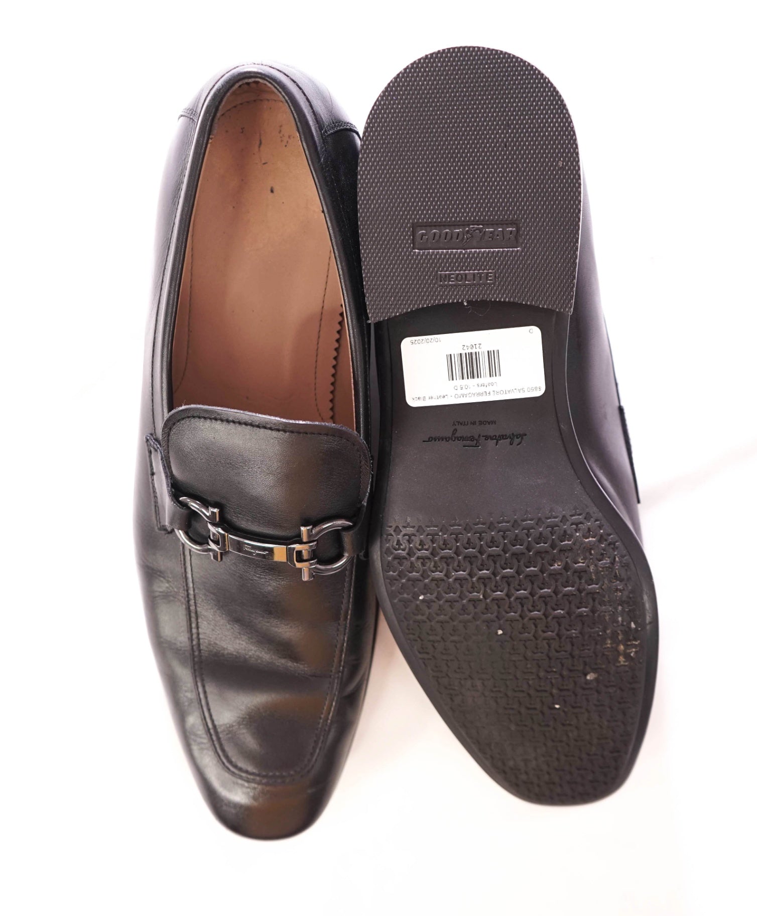 $850 SALVATORE FERRAGAMO - "REE" Leather Black Loafers - 10.5 D