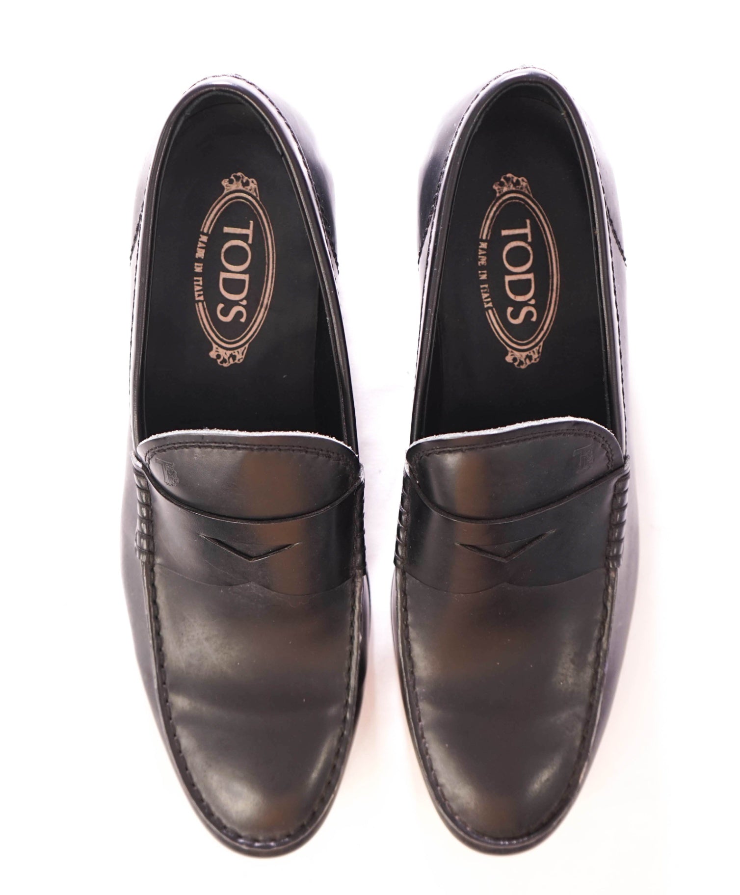 $675 TOD'S - "BOSTON" Matte Aged Finish Leather Black Loafers - US 9 (UK8)