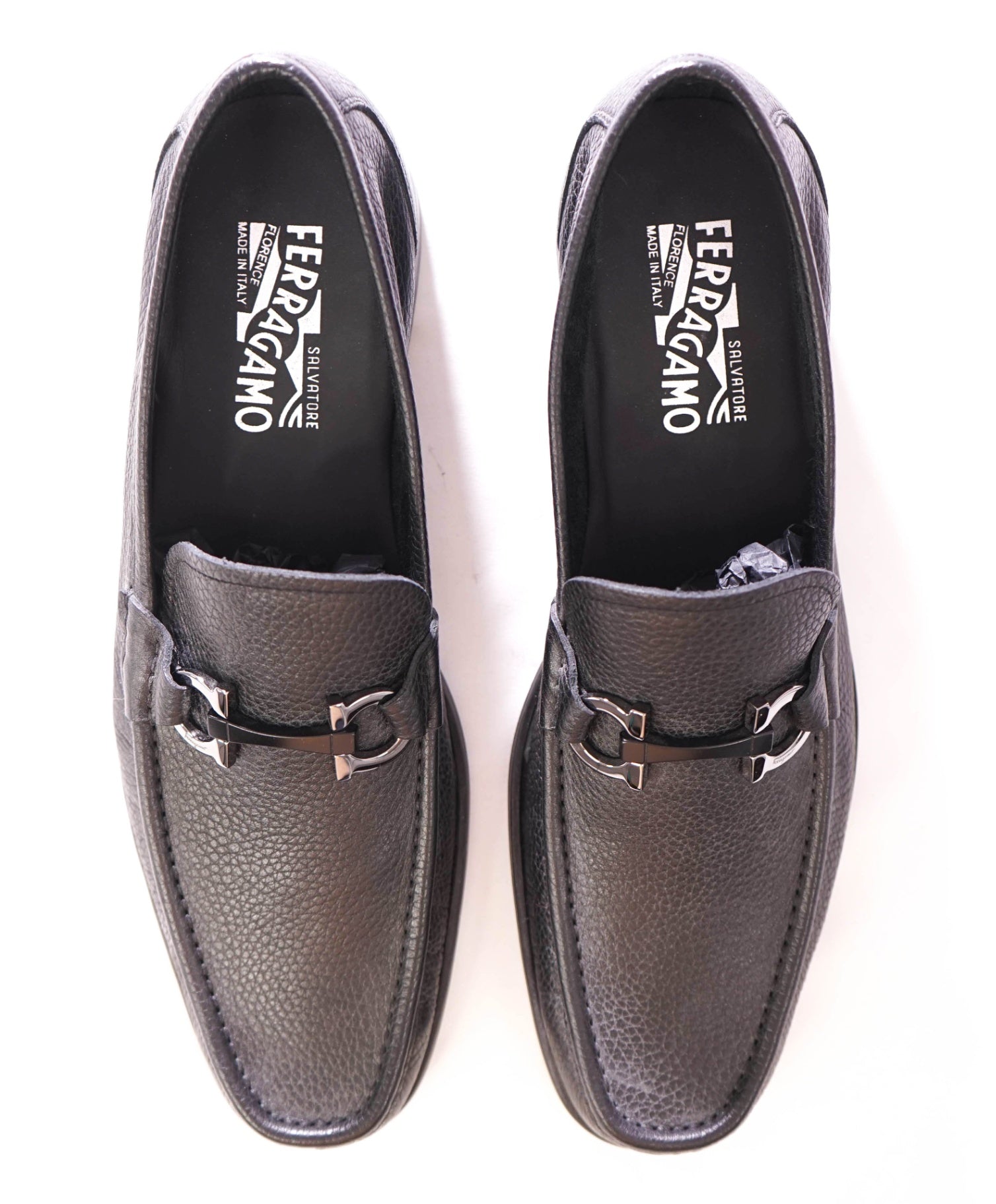 $850 SALVATORE FERRAGAMO - Leather Black Pebbled Loafers - 11 D