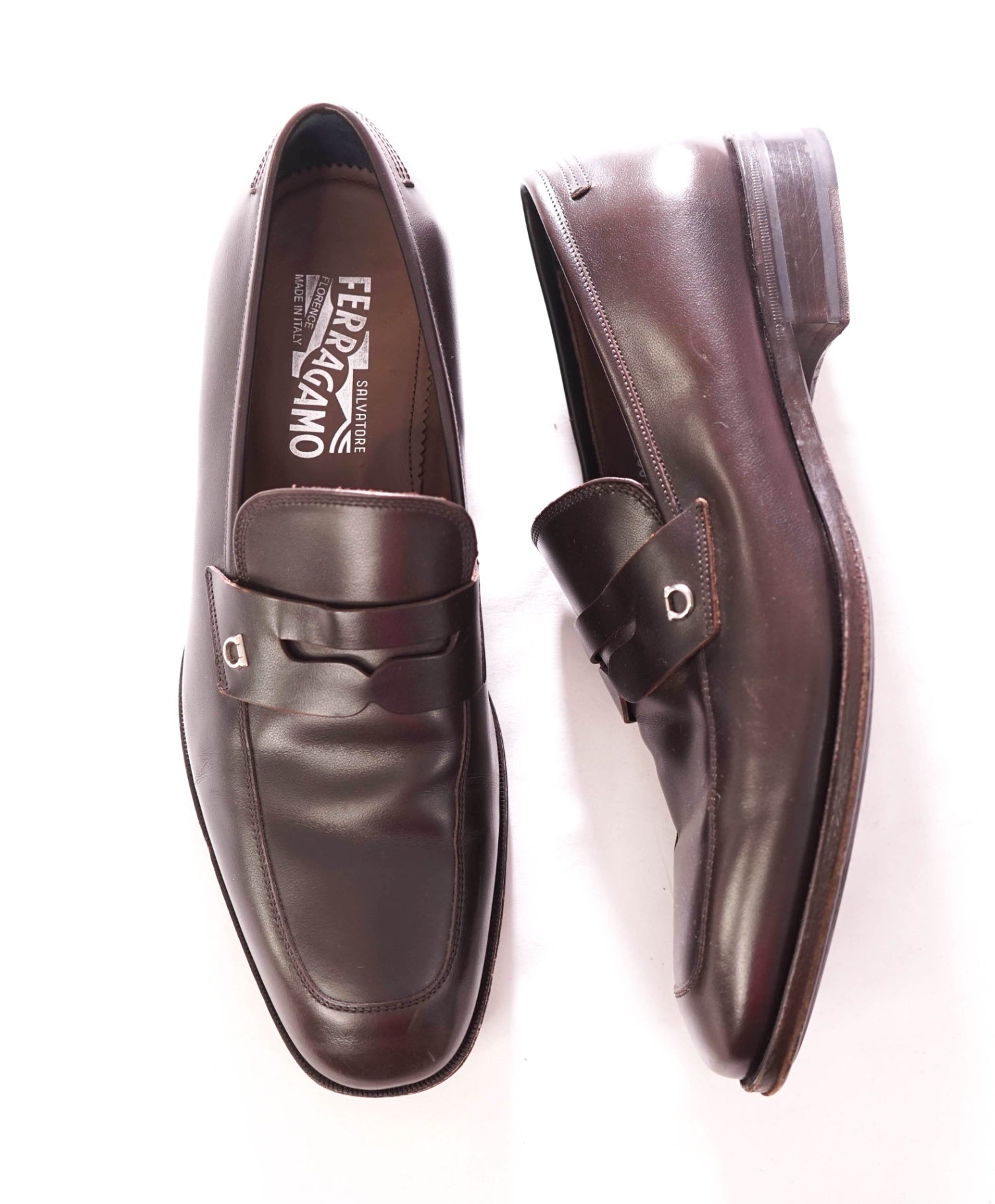 $850 FERRAGAMO - Leather Brown Logo Penny Loafers - 8.5 EE