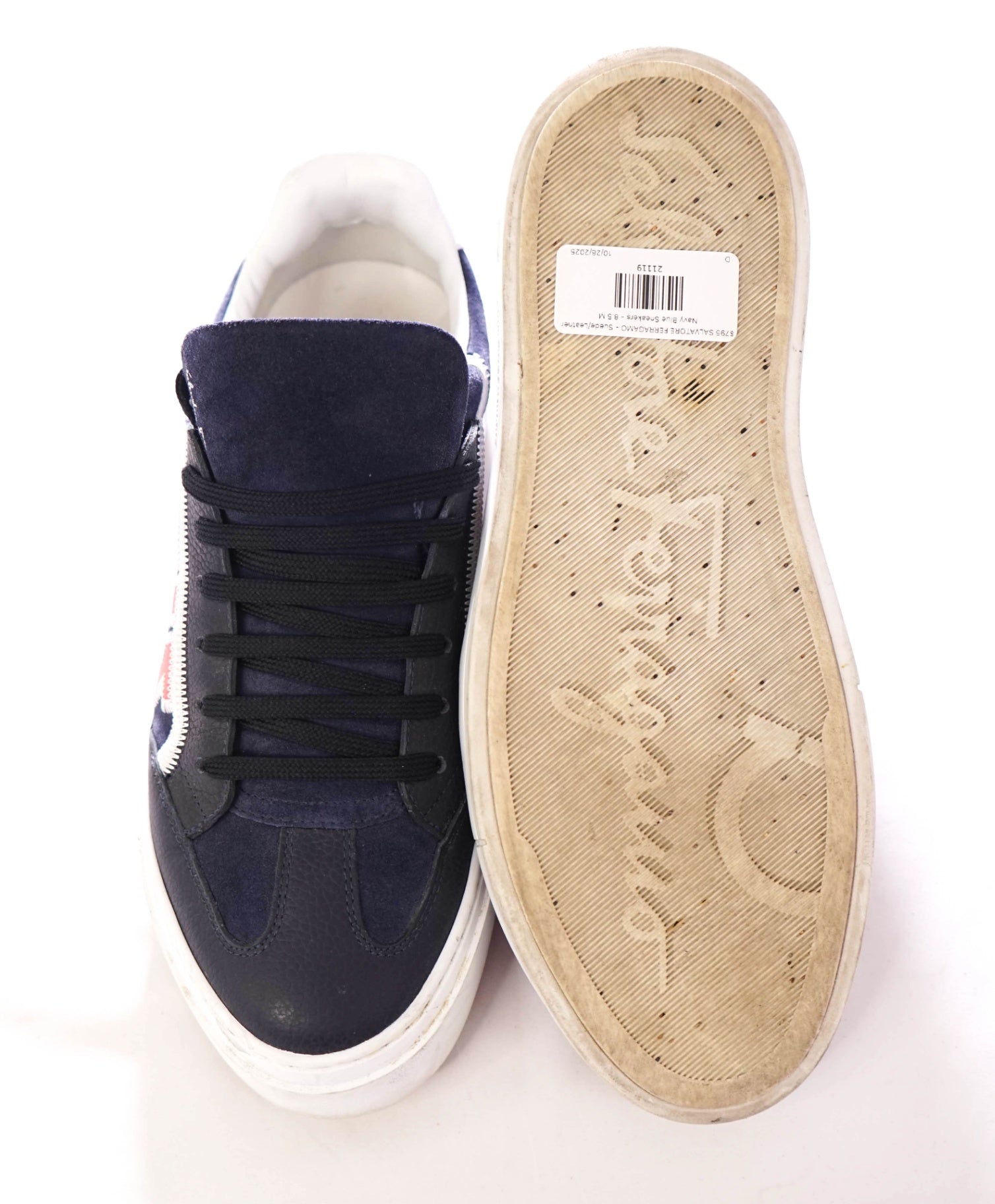 $795 FERRAGAMO - "BORG 5" Leather Navy Sneakers - 8.5 M