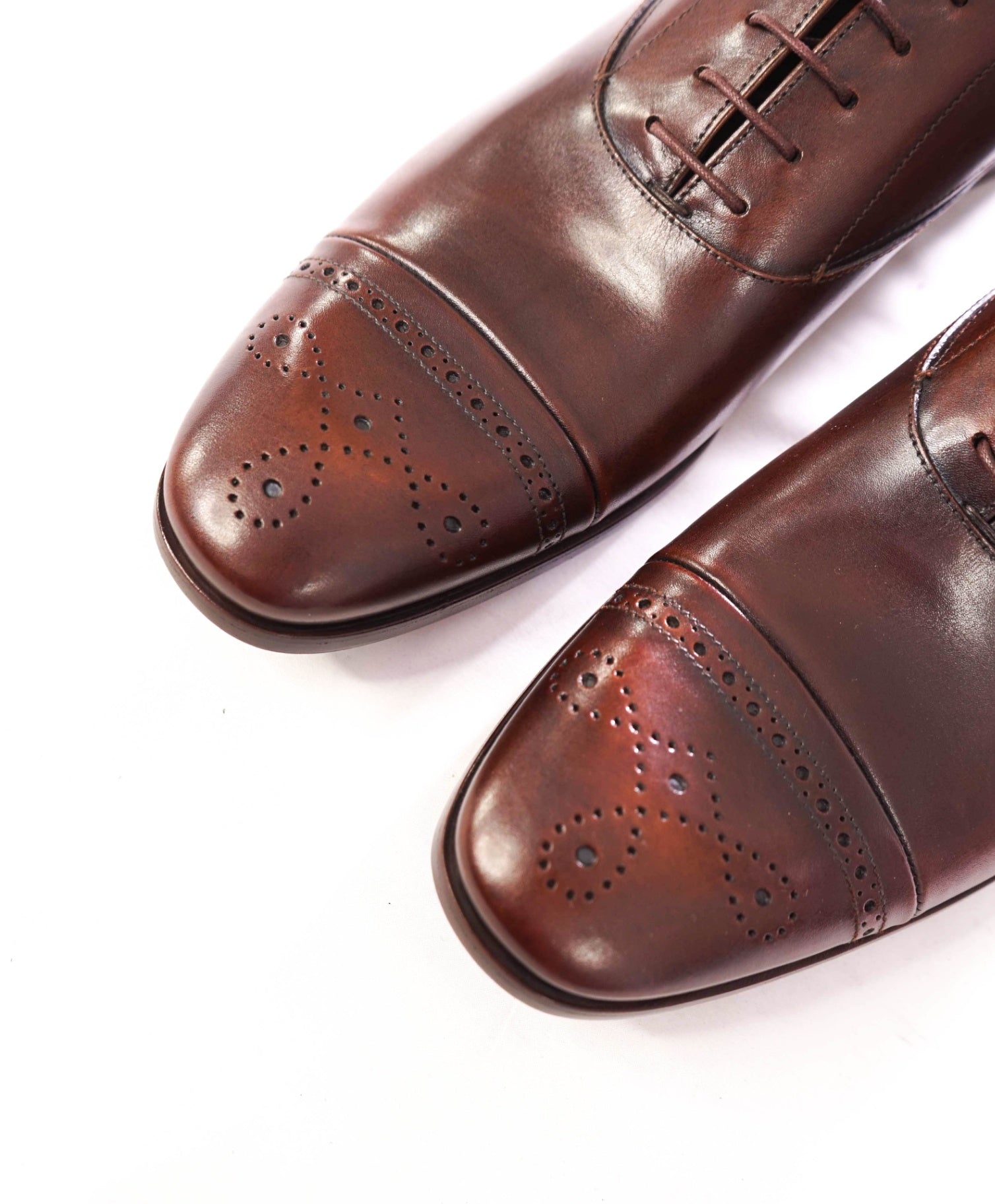 $1,250 PRADA - Leather Brogue Cap Toe Brown Oxfords - US 9 (UK8)