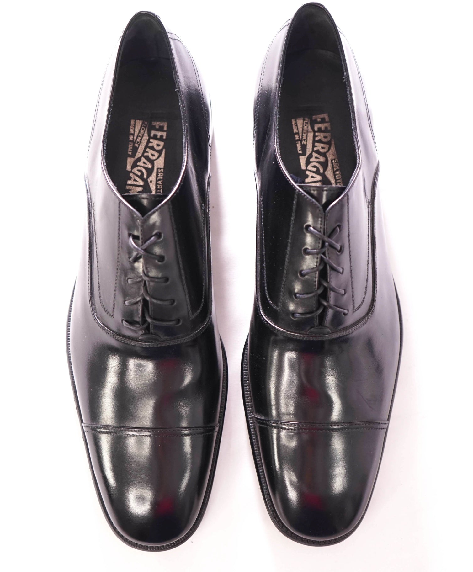 $895 SALVATORE FERRAGAMO - Leather Black Cap Toe Oxfords - 9 D