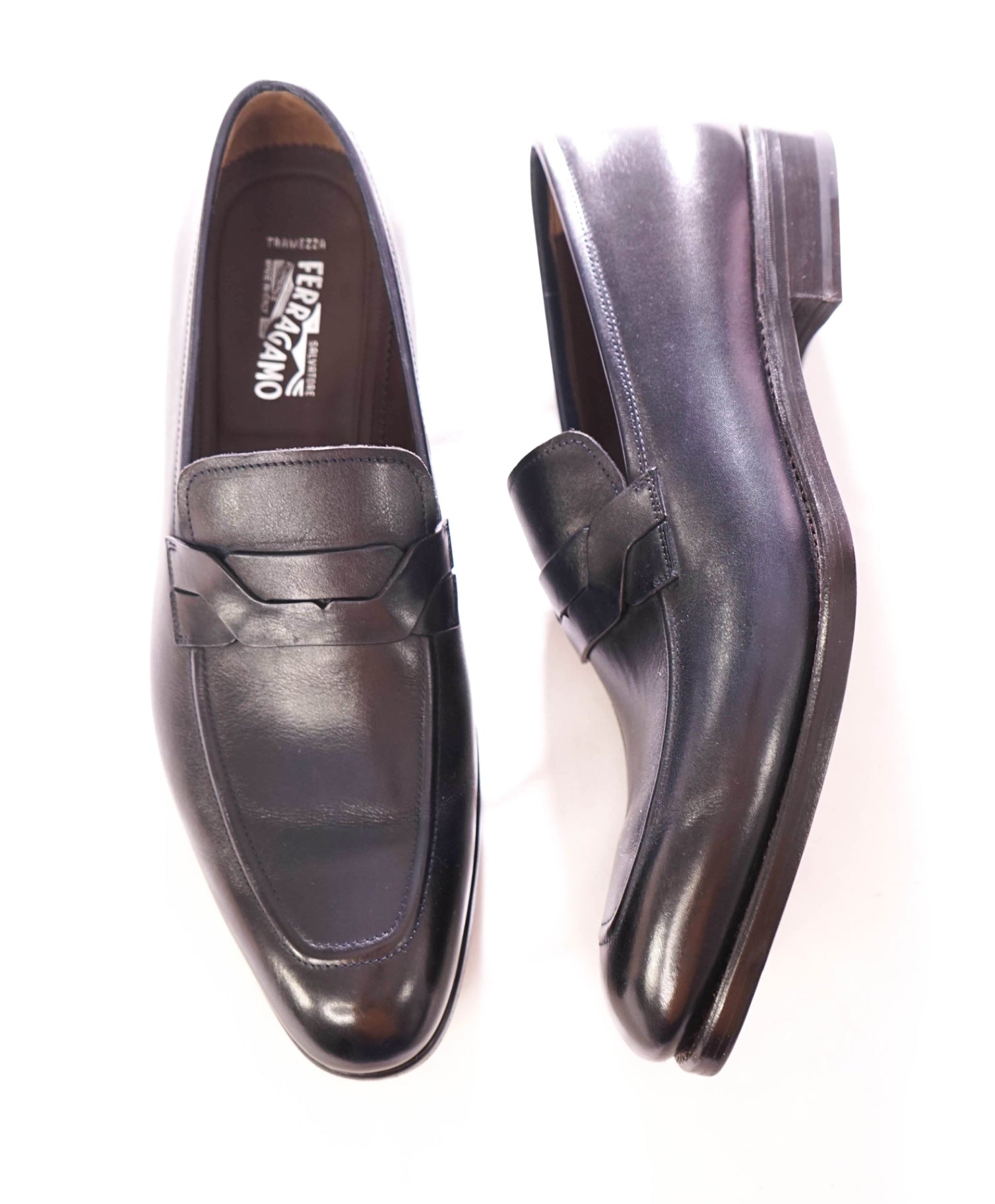 $1,595 FERRAGAMO - "BACKER TRAMEZZA" Leather Navy Loafers - 10 E