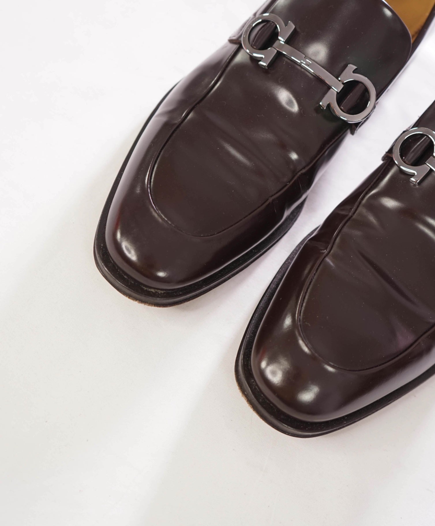 $1,150 FERRAGAMO - Leather Brown "FINLEY" Loafers - 9 D