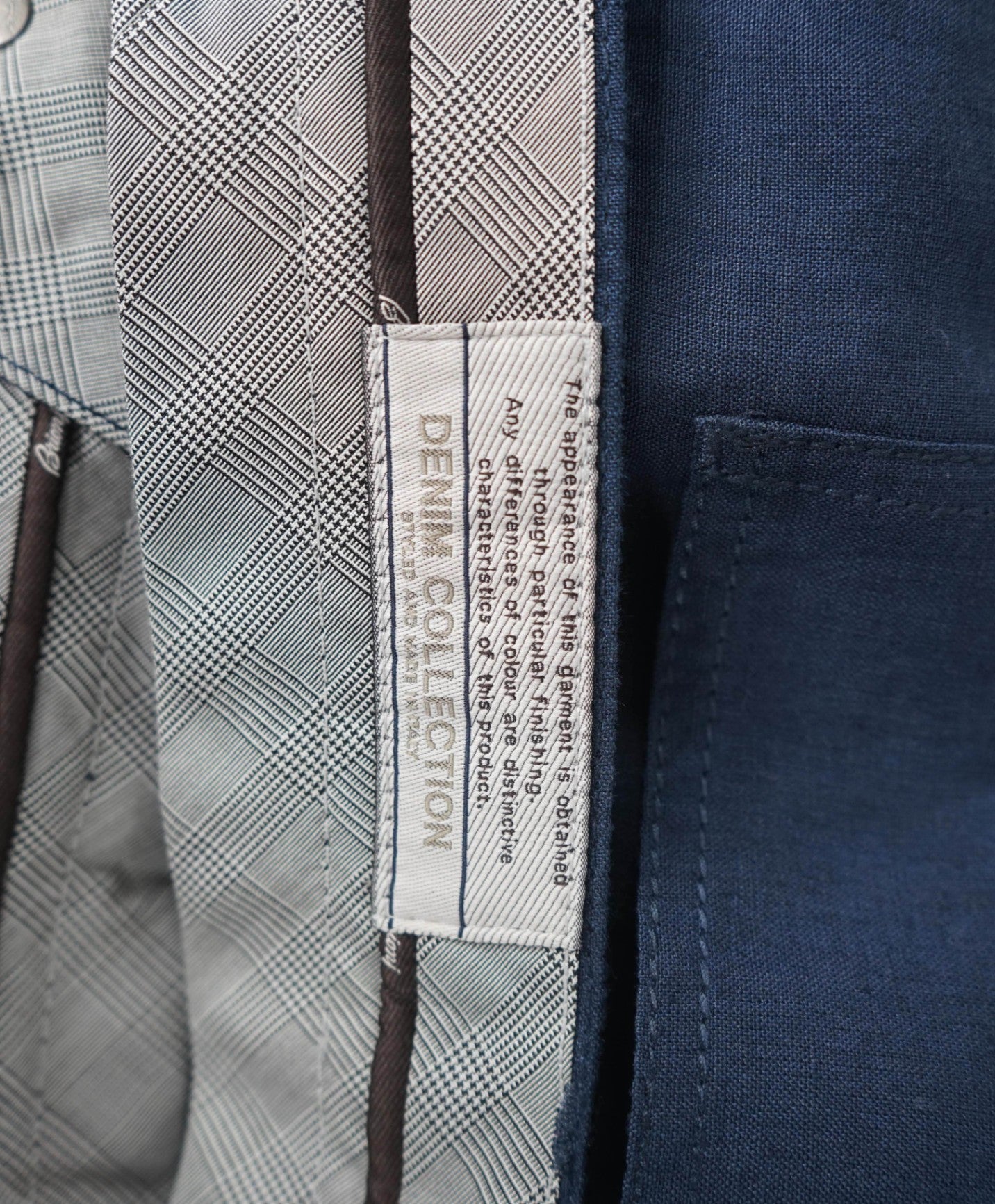 $1,195 BRIONI - Linen Navy Blue 5-Pocket Logo Patch Pants - 46W