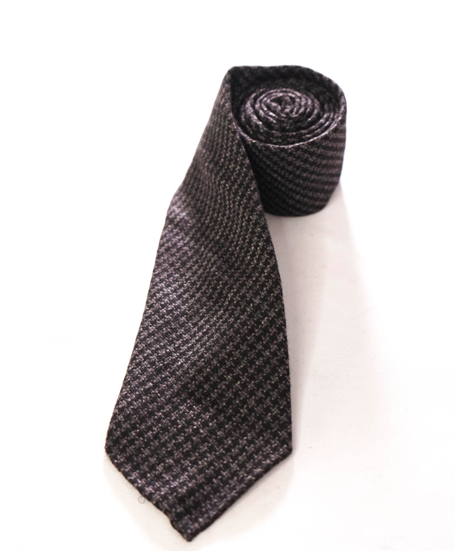 $295 ZEGNA - Wool/Angora/Cashgora Gray Micro Houndstooth - 3" Tie