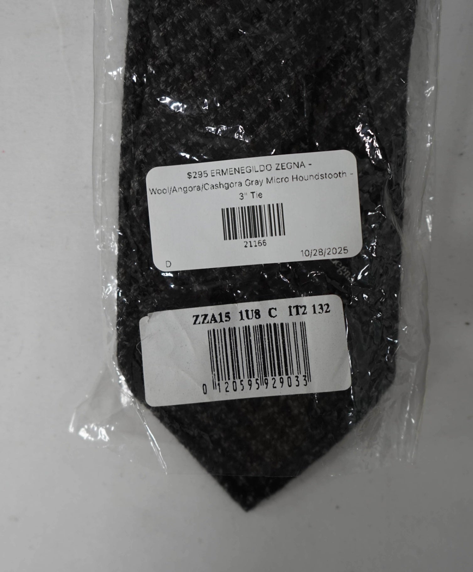 $295 ZEGNA - Wool/Angora/Cashgora Gray Micro Houndstooth - 3" Tie