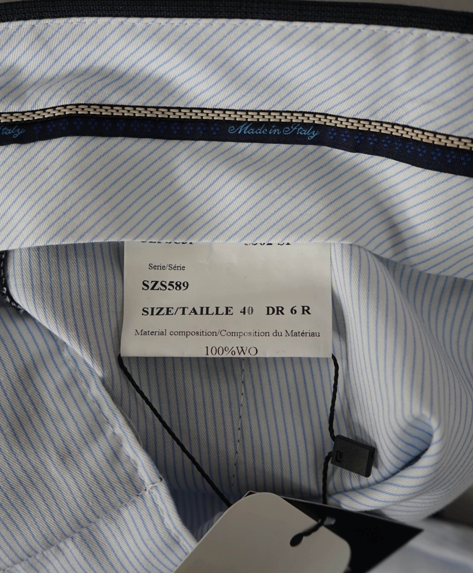 $400 SAKS FIFTH AVENUE - Wool Navy Blue Plaid Pants - 34W