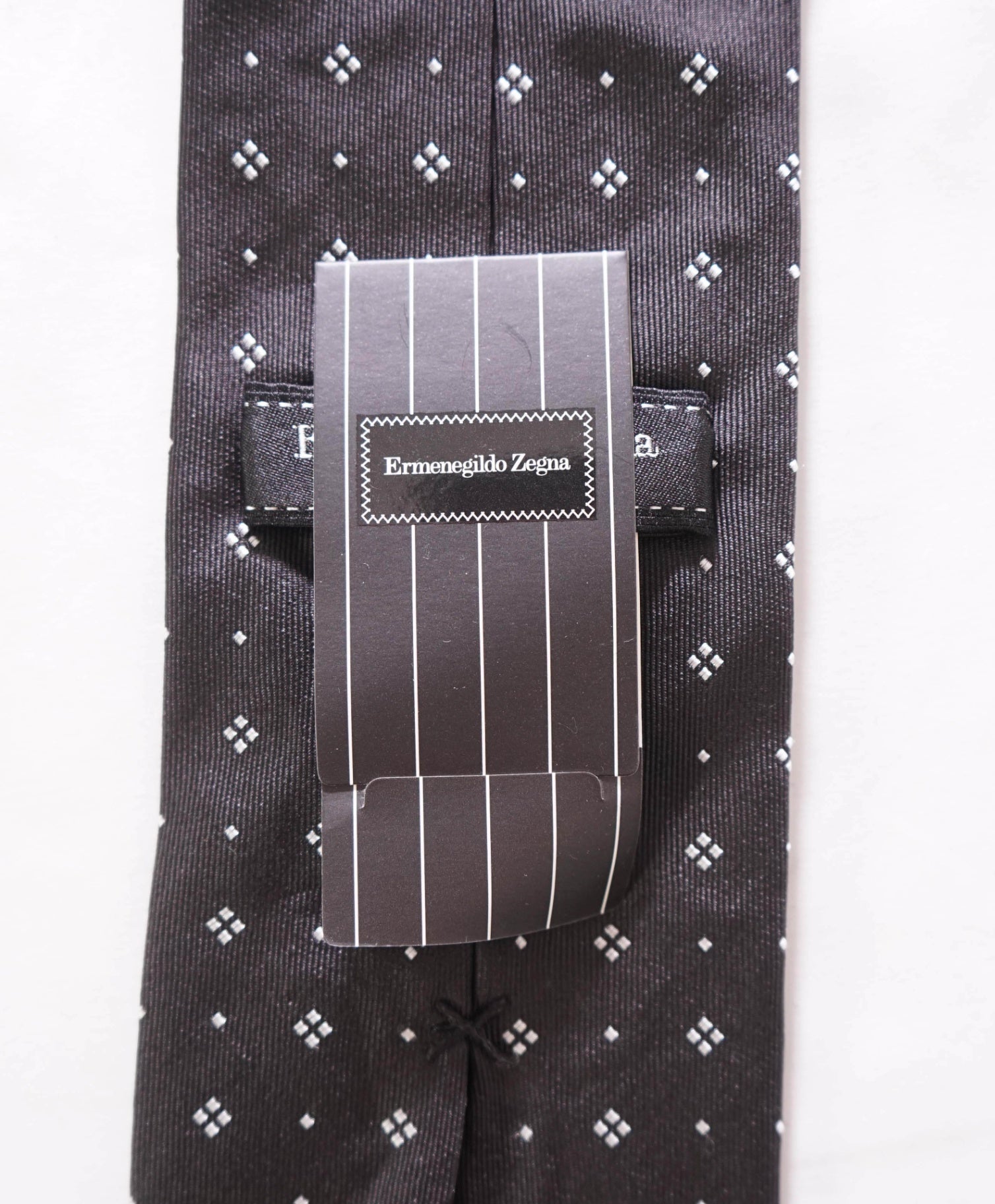 $390 ZEGNA COUTURE - Silk Black/Silver Micro Geometric - 3.5" Tie
