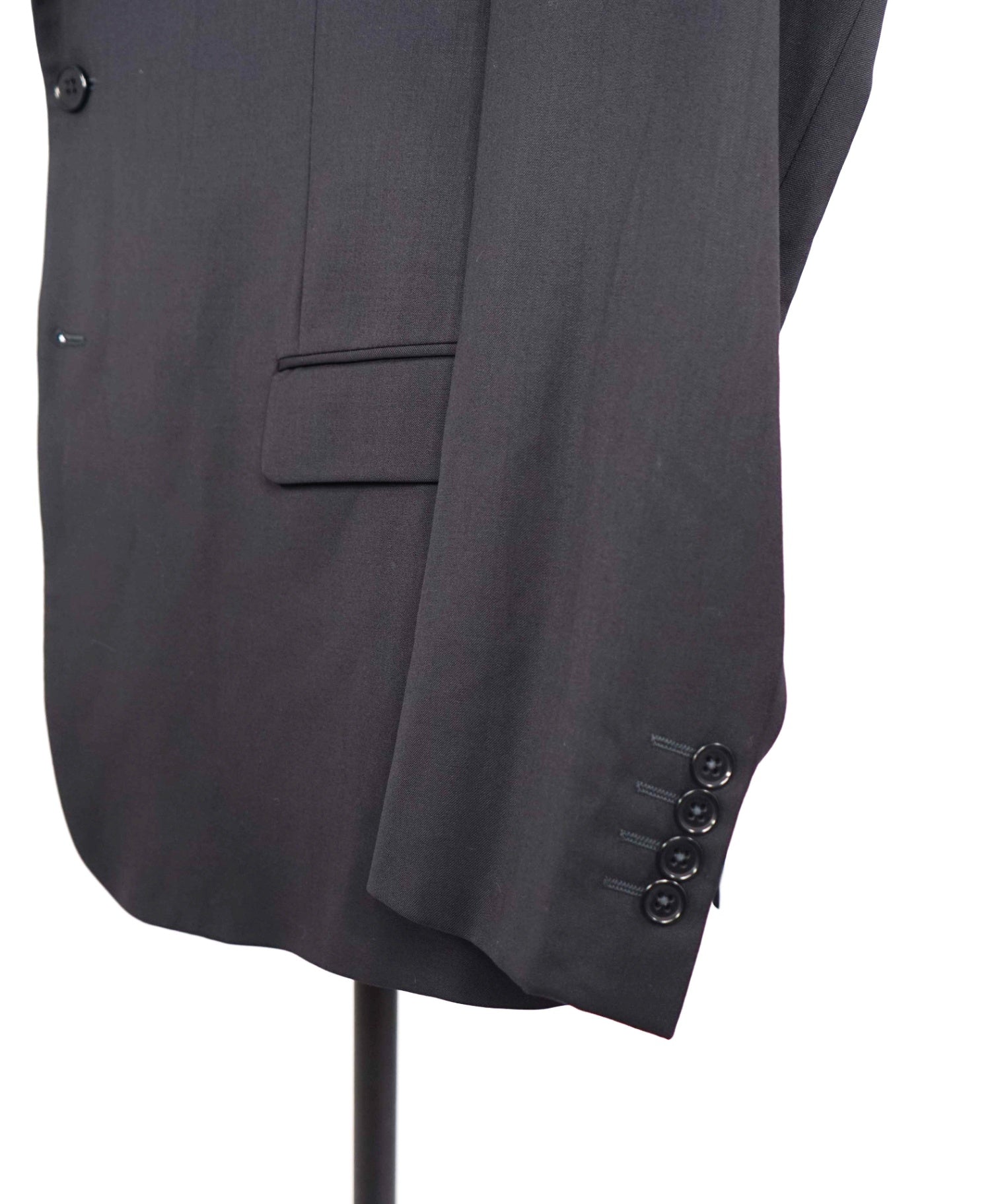 $1,895 ARMANI COLLEZIONI - Wool Solid Navy Blue Suit - 50R