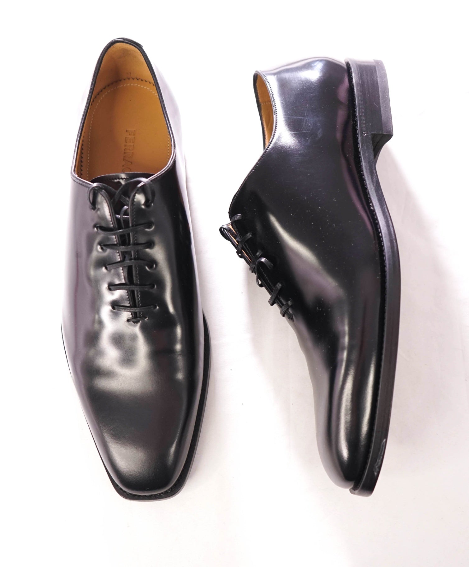 $1,095 FERRAGAMO - Black "GEOFFREY" Wholecut Leather Oxfords - 11 EE