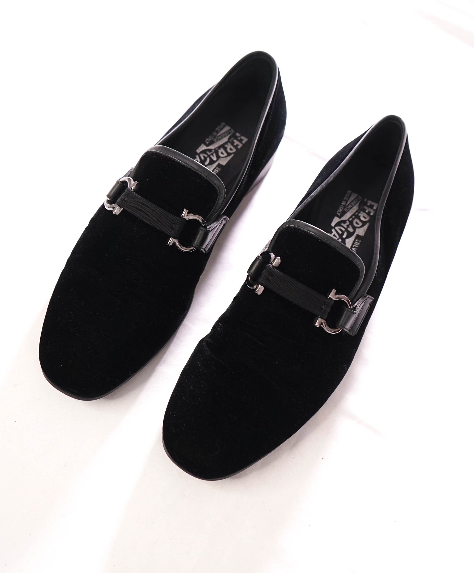 $700 FERRAGAMO - Velvet "PARTY" Black Smoking Loafers - 7 D