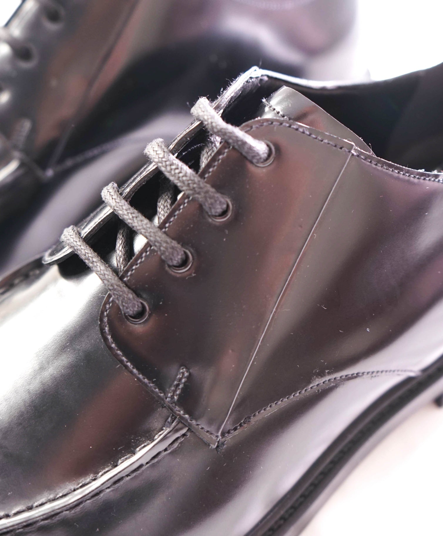 $980 BALLY - "NIVERO" Black Leather Lug Sole Derby - US 11 (UK10)